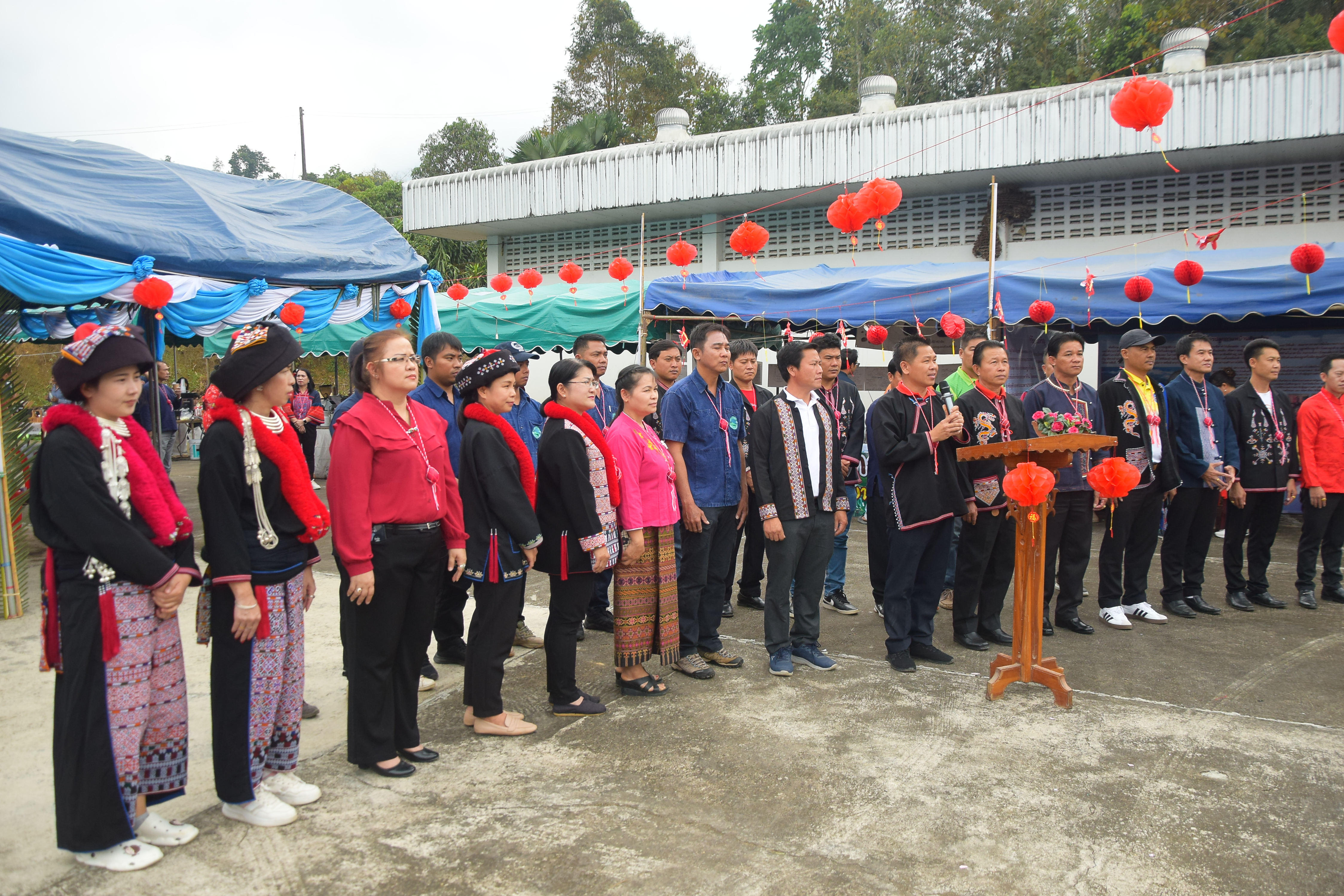พช.น่าน ร่วมเปิดงานเทศกาลปีใหม่อิ้วเมี่ยน ชิมกาแฟสันเจริญ