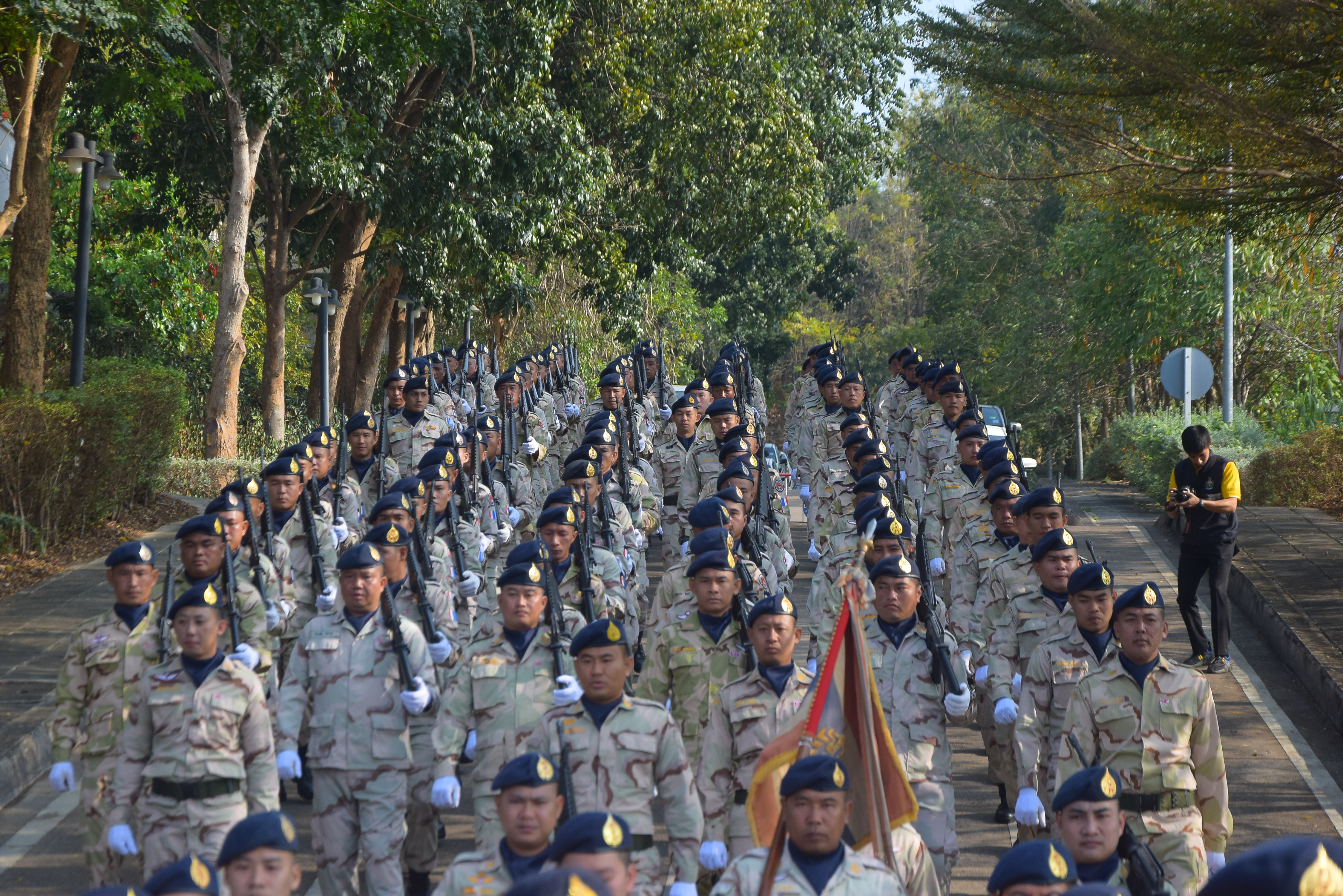 พช.น่าน ร่วมกิจกรรมวันคล้ายวันสถาปนากองอาสารักษาดินแดน ครบรอบ ๗๐ ปี และกระทําพิธีสวนสนาม กระทําสัตย์ปฏิญาณตนต่อธงชัยประจํากอง