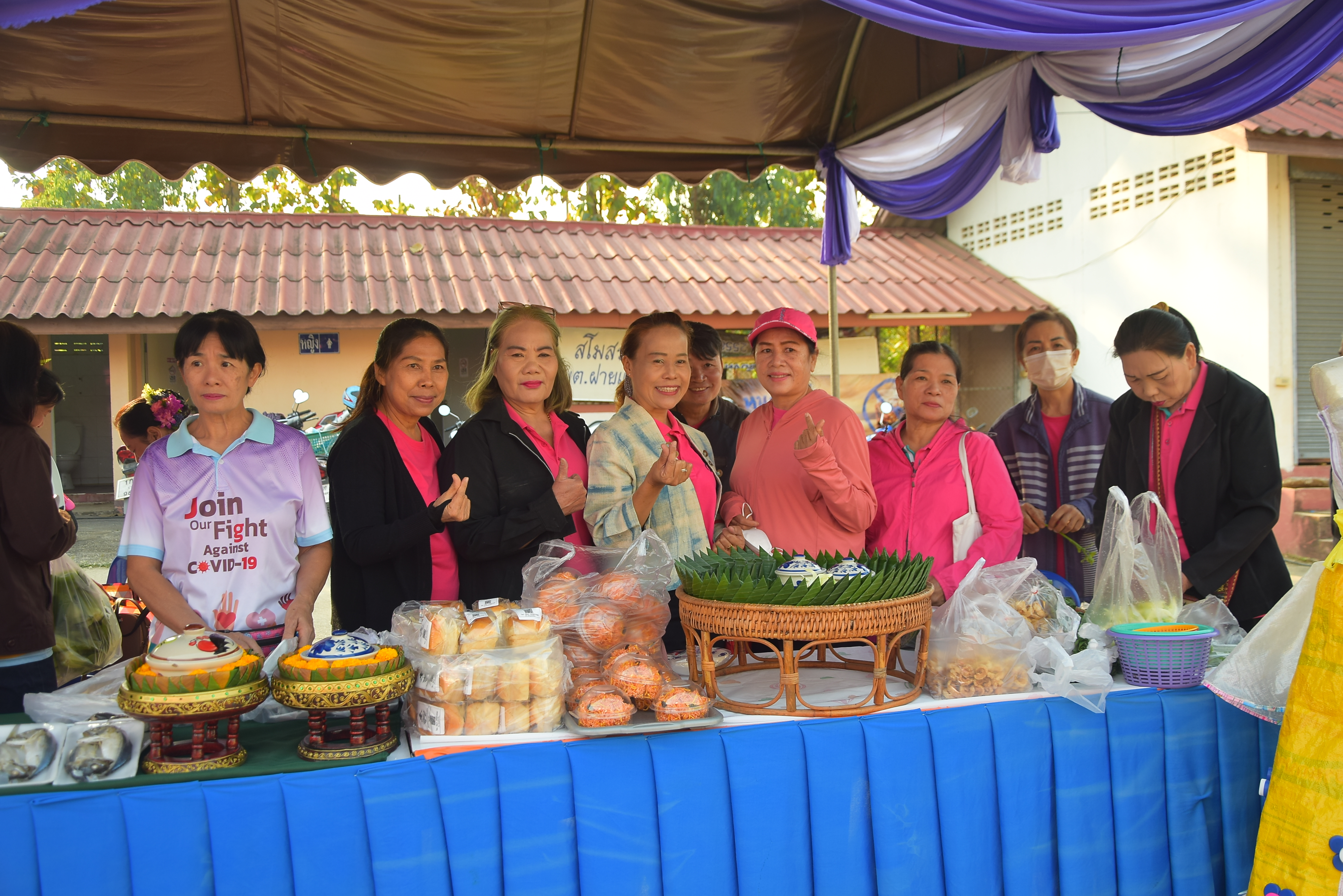 อบต.ฝายแก้ว จัดงานมหกรรมสุขภาพดีวิถีชุมชนตำบลฝายแก้ว “ตลาดนัดสีเขียว”