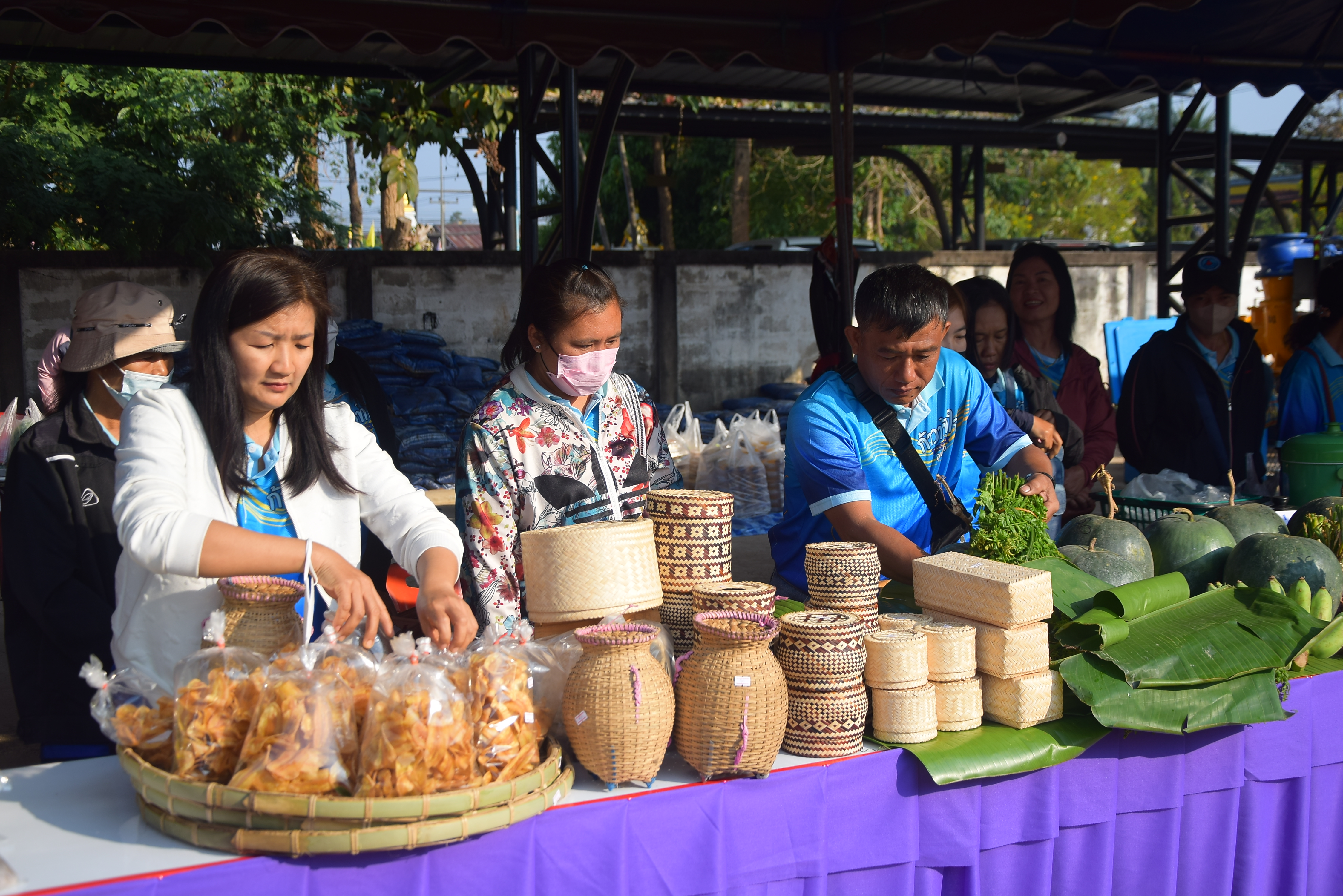 อบต.ฝายแก้ว จัดงานมหกรรมสุขภาพดีวิถีชุมชนตำบลฝายแก้ว “ตลาดนัดสีเขียว”