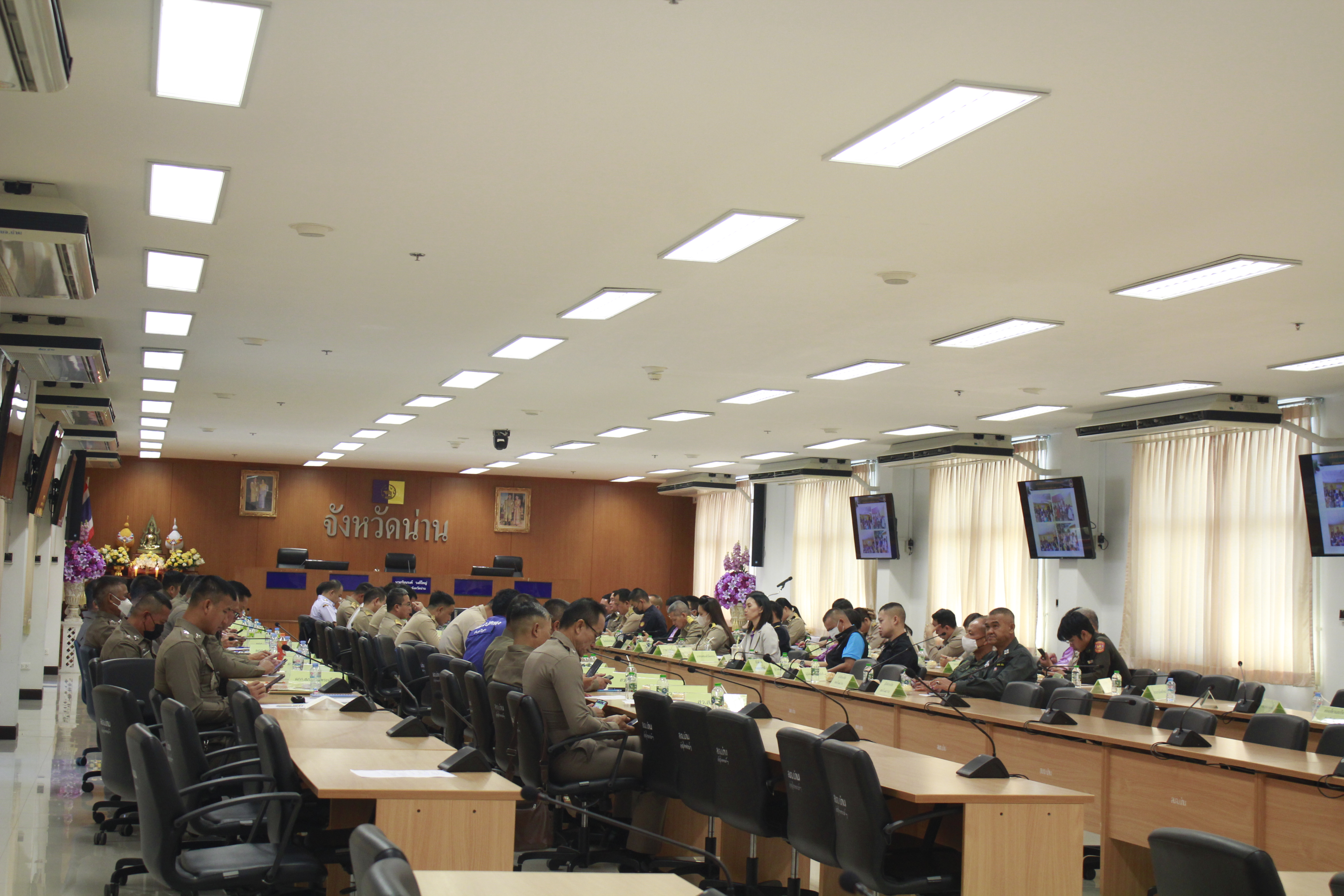 พช.น่านเข้าร่วมประชุมคณะกรรมการศูนย์อำนวยการป้องกันและปราบปรามยาเสพติด จังหวัดน่านและ การปฏิญาณตน ต่อต้านยาเสพติด