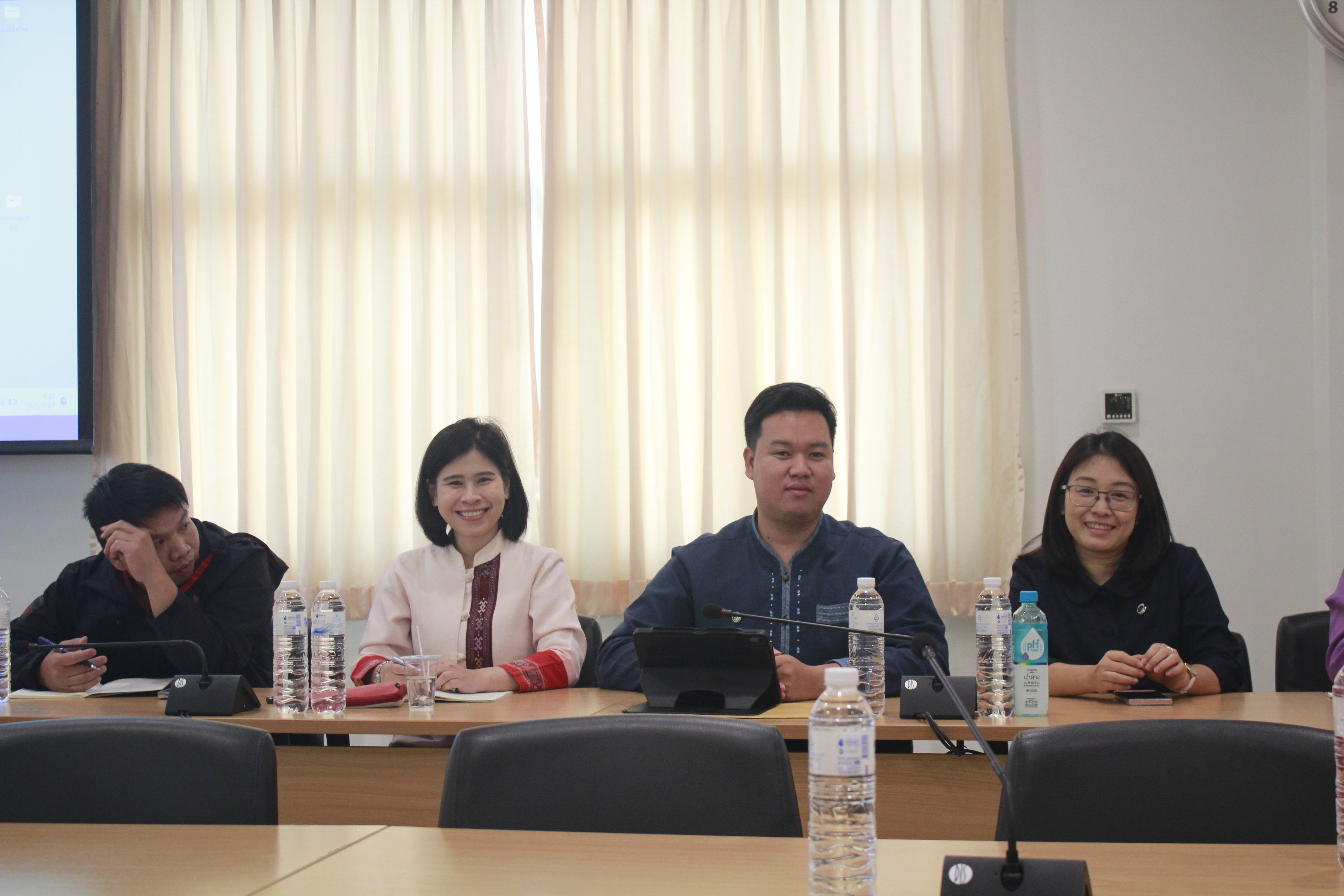 พจ.น่าน ประชุมมอบนโยบายการปฎิบัติงานแก่ข้าราชการ ในสังกัดสำนักงานพัฒนาชุมชน จังหวัดน่าน