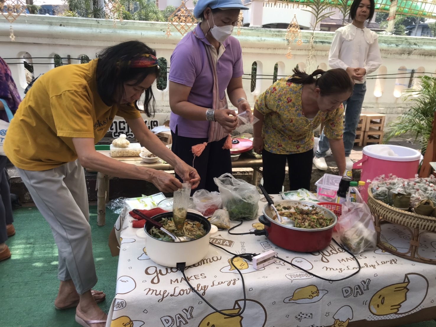 บรรยากาศ วันที่ 9งานจัดแสดงและจําหน่ายผลิตภัณฑ์ชุมชน OTOP ผลิตภัณฑ์ Creative และของดีเมืองน่าน งานประจําปีและของดีเมืองน่าน ประจําปี 2567