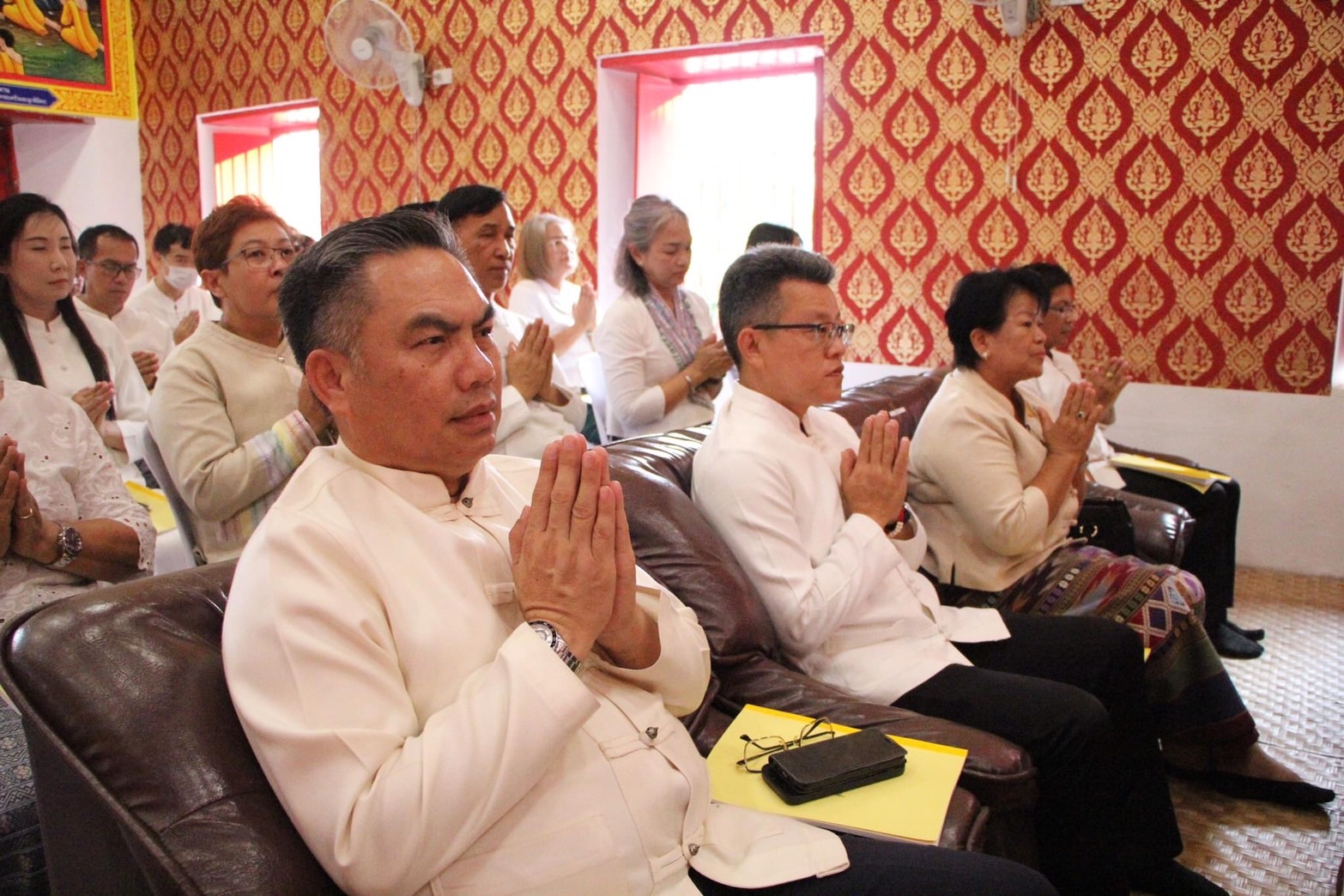 พช.น่าน ร่วมประกอบพิธีเจริญพระพุทธมนต์เฉลิมพระเกียรติถวายพระพรชัยมงคล แด่พระบาทสมเด็จ พระเจ้าอยู่หัว เนื่องในโอกาสวันเฉลิมพระชนมพรรษา 6 รอบ 28 กรกฎาคม 2567