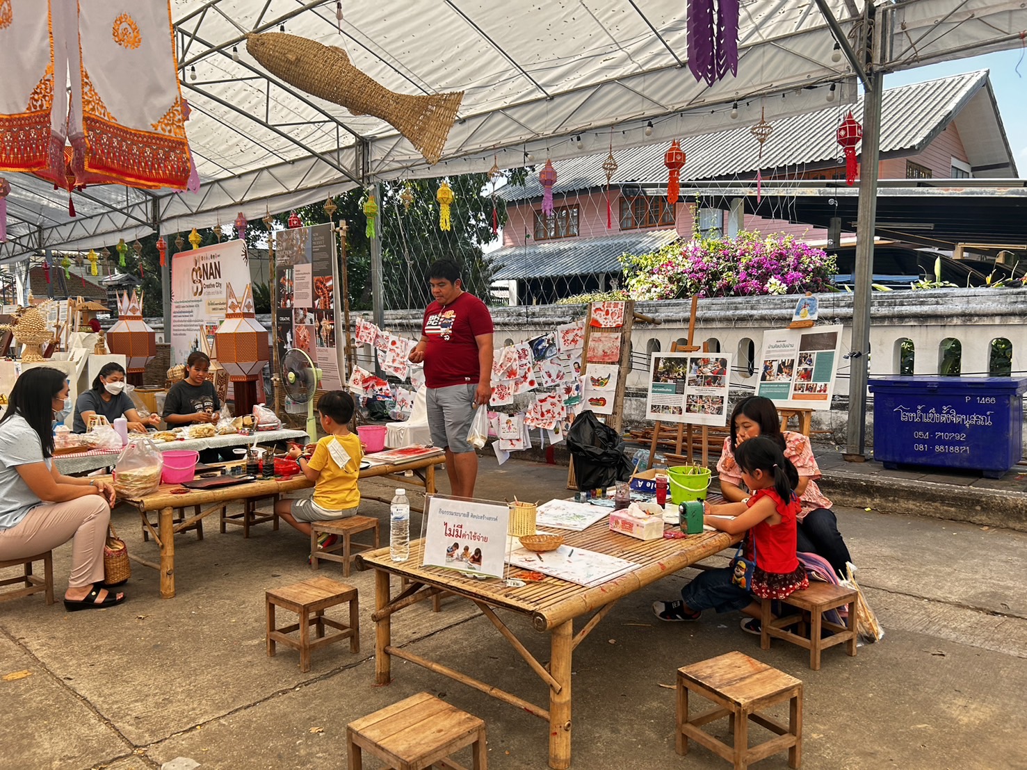 บรรยากาศ วันสุดท้าย งานจัดแสดงและจําหน่ายผลิตภัณฑ์ชุมชน OTOP ผลิตภัณฑ์ Creative และของดีเมืองน่าน งานประจําปีและของดีเมืองน่าน ประจําปี 2567