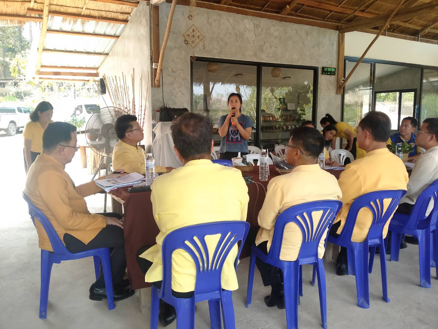 พช.น่าน ลงพื้นที่ตรวจติดตามโครงการพัฒนาพื้นที่ต้นแบบการพัฒนาคุณภาพชีวิตตามหลักทฤษฎีใหม่ ประยุกต์สู่ “โคก หนอง นา โมเดล”