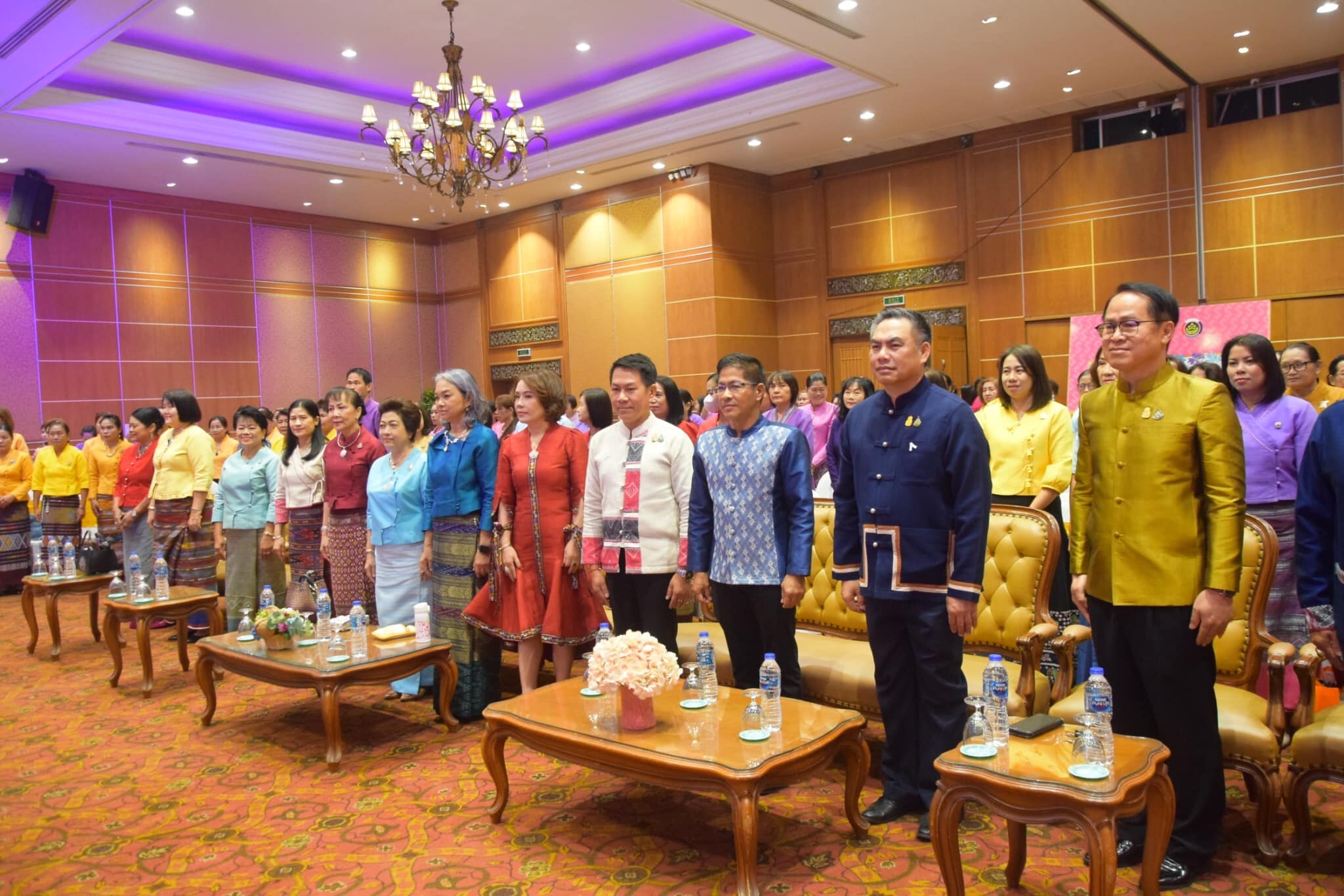 พช.น่าน จัดงานวันสตรีสากล ประจำปี 2567 โครงการ “สตรีน่าน รักษ์ถิ่น สานศิลป์ สร้างสรรค์อย่างยั่งยืน”