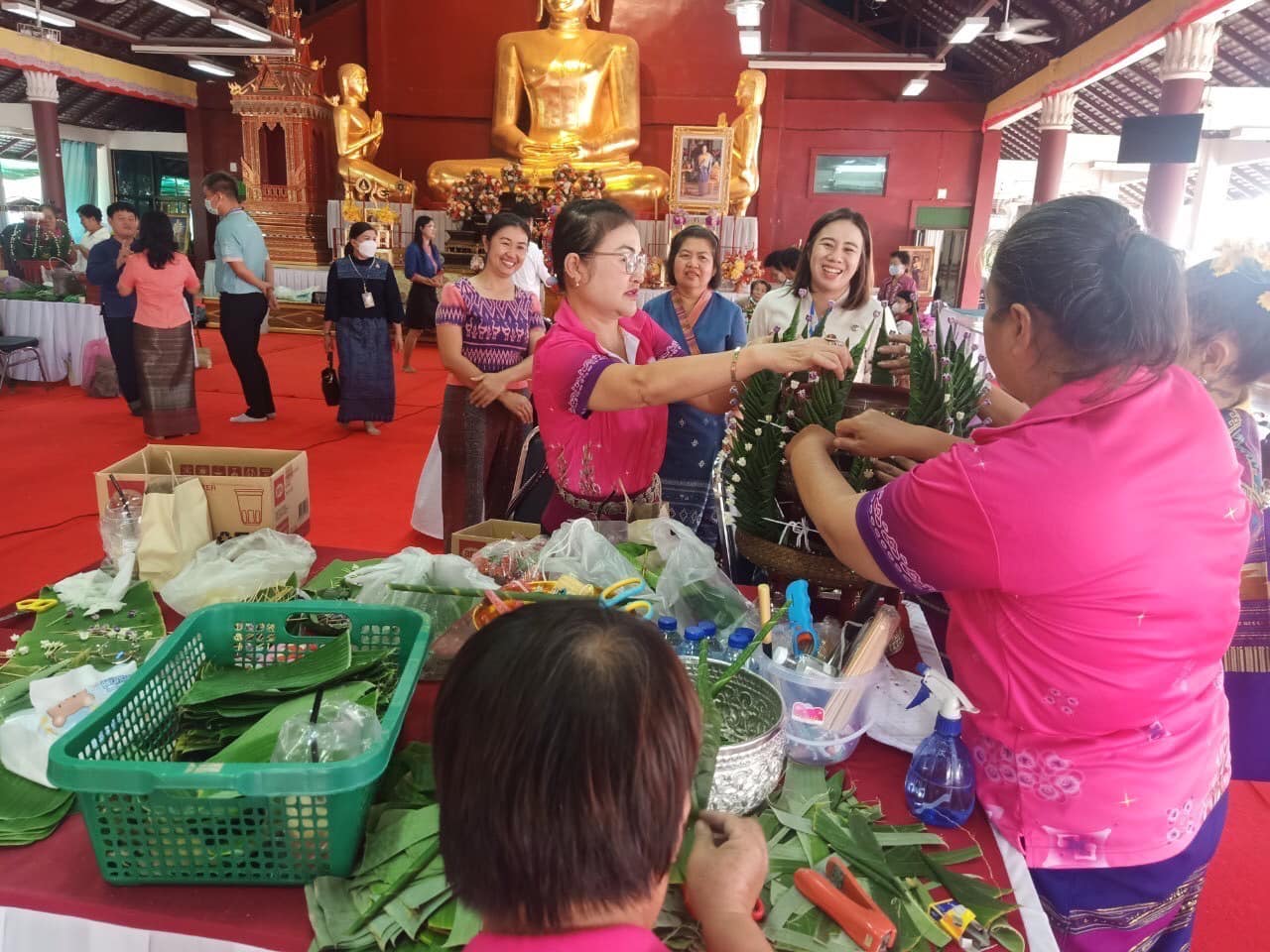 พช.น่าน จัดการประกวดพานบายศรีในงานประเพณีหกเป็งนมัสการพระมหาธาตุเจ้าภูเพียงแช่แห้ง ประจำปี 2567