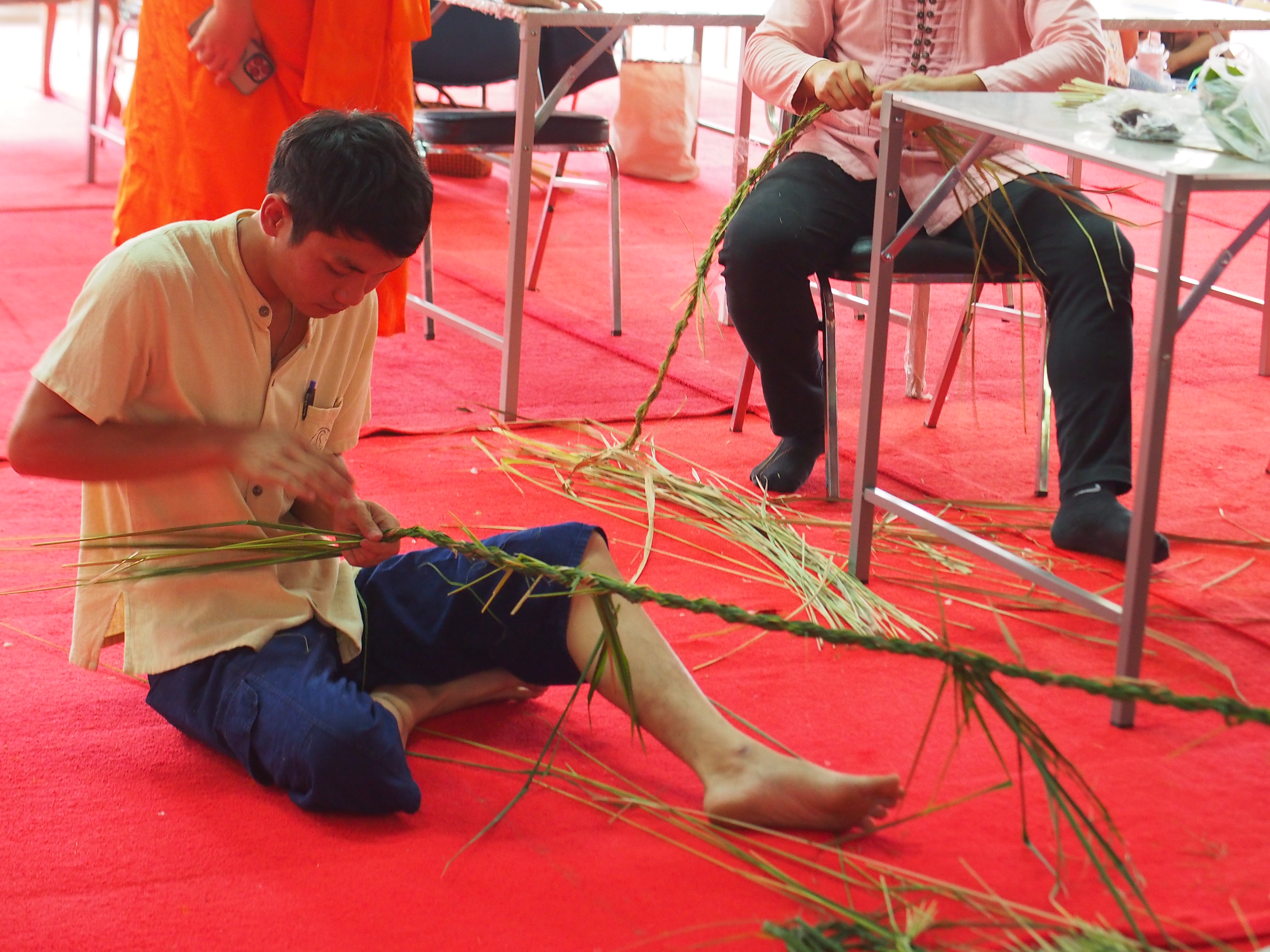 พช.น่าน จัดการประกวดจักสานในงานประเพณีหกเป็งนมัสการพระมหาธาตุเจ้าภูเพียงแช่แห้ง ประจำปี 2567