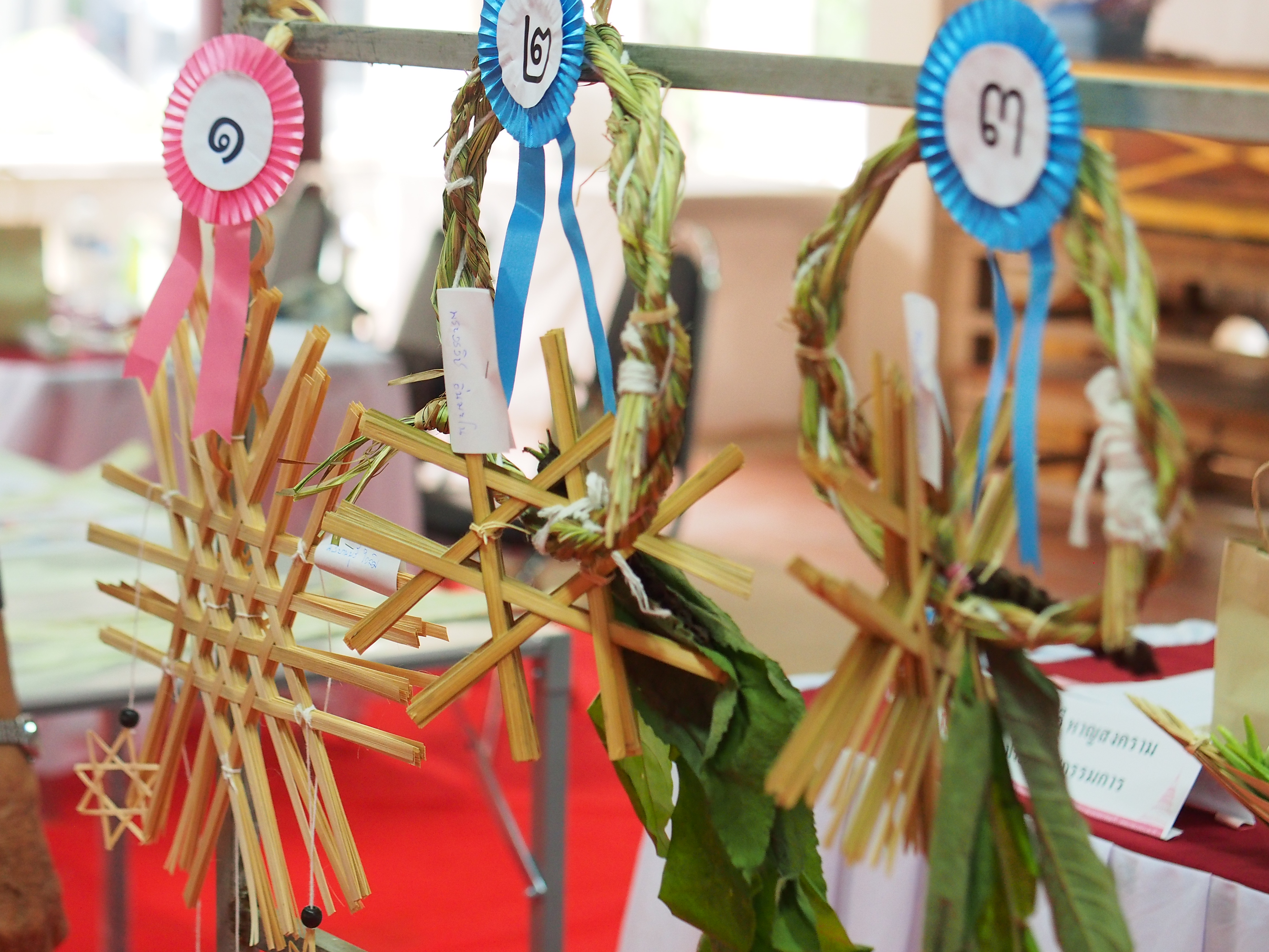 พช.น่าน จัดการประกวดจักสานในงานประเพณีหกเป็งนมัสการพระมหาธาตุเจ้าภูเพียงแช่แห้ง ประจำปี 2567