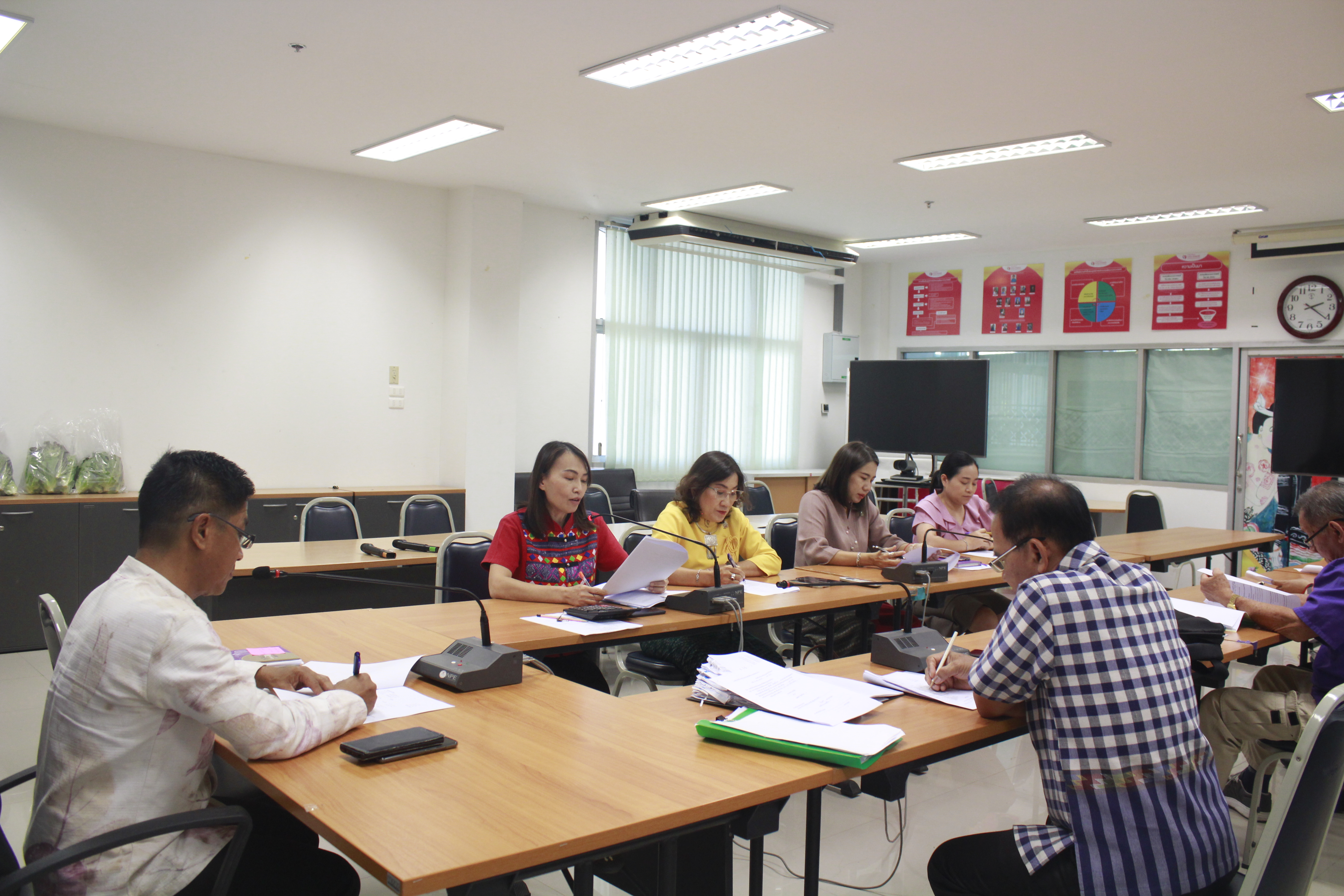 พช.น่าน ประขุมคณะกรรมการกลุ่มสะสมทรัพย์พัฒนาชุมชนจังหวัดน่าน