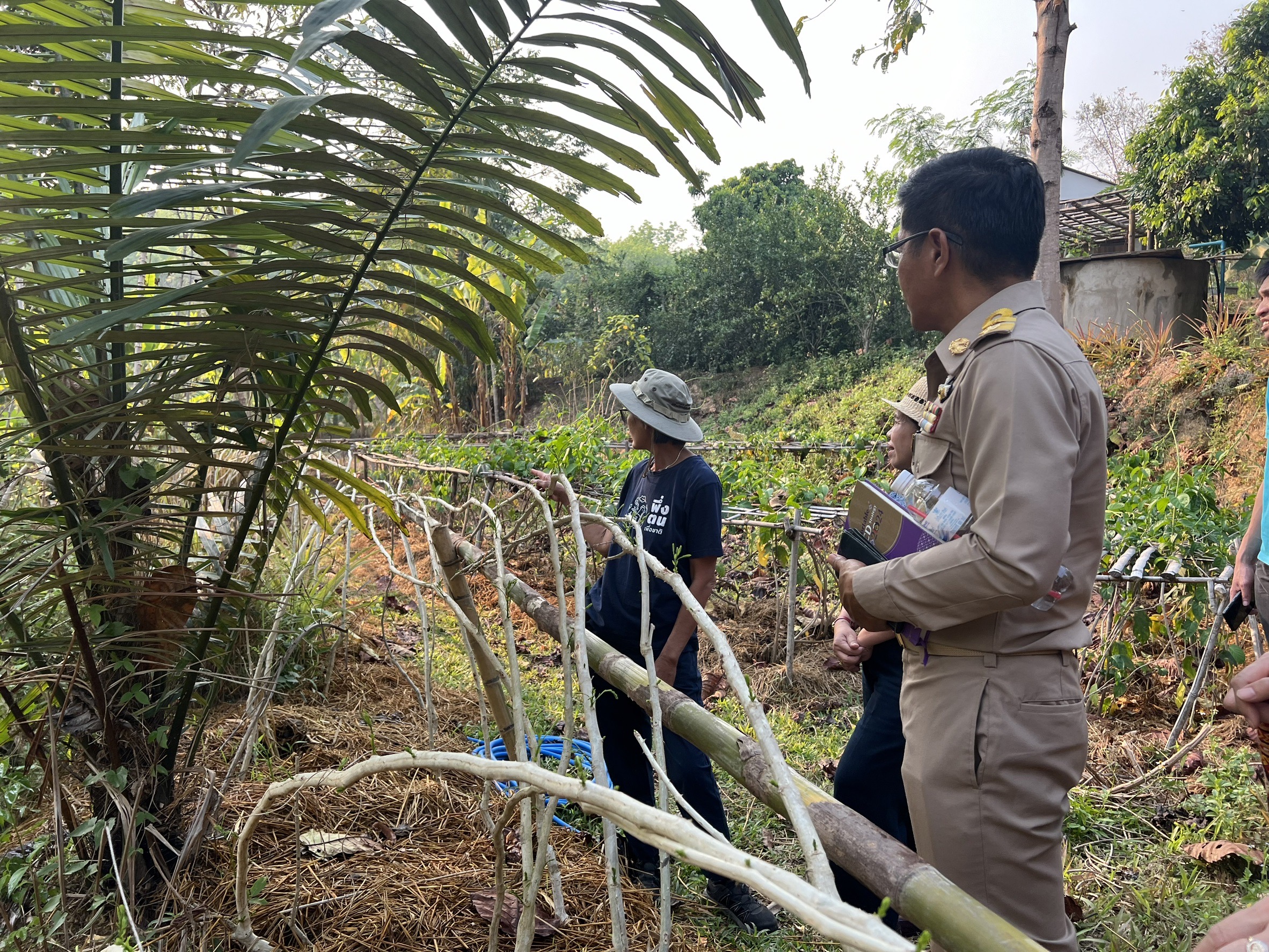 พช.น่าน ร่วมลงพื้นที่ ติดตามงานและอํานวยความสะดวกแก่ที่ปรึกษาปลัดกระทรวงมหาดไทย