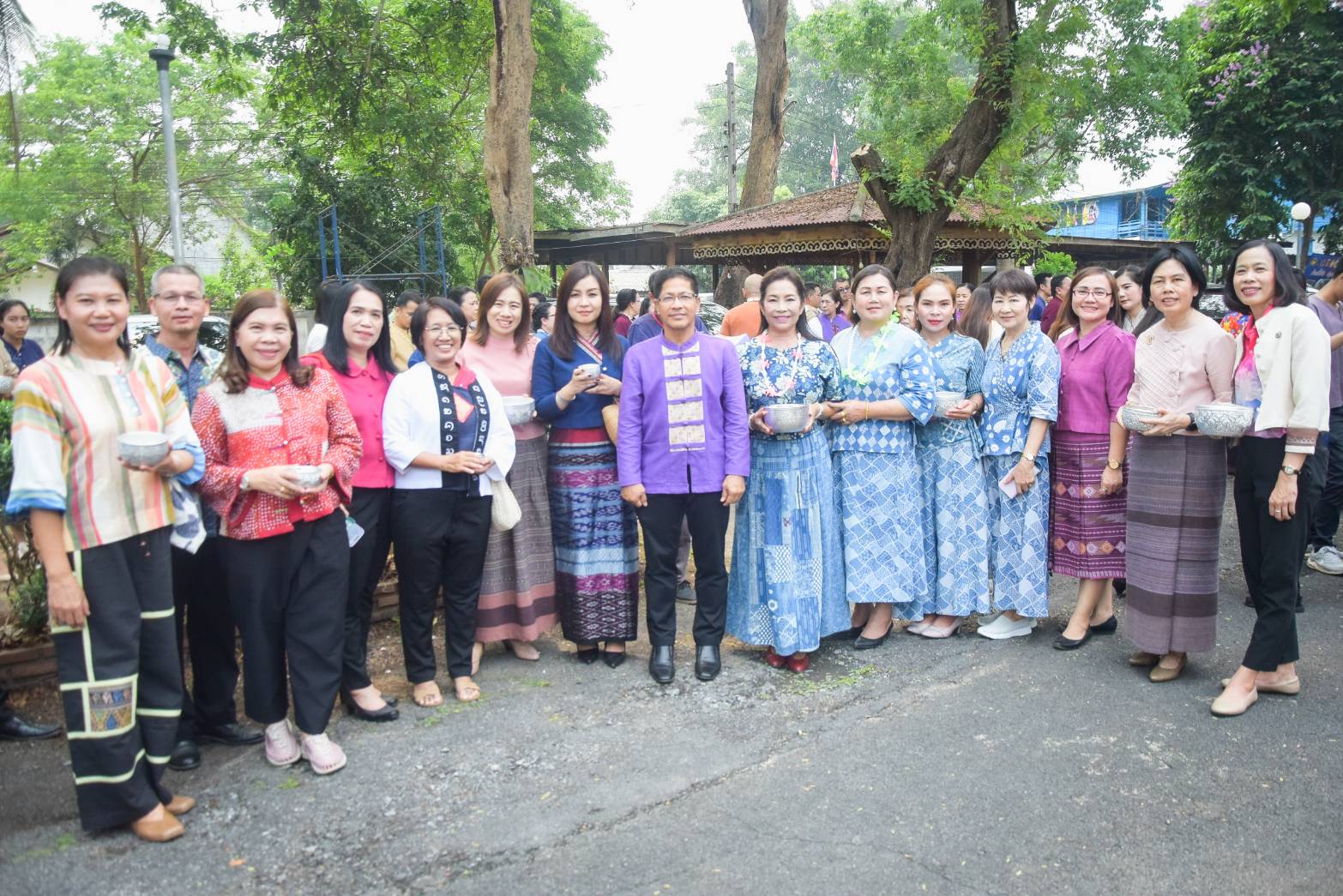 พช.น่านร่วมพิธีสรงน้ำสูมาการวะรดน้ำดำหัวขอพรจาก ผู้ว่าราชการจังหวัดน่านและรองผู้ว่าราชการจังหวัดน่าน เนื่องในประเพณีสงกรานต์ ประจำปี 2567