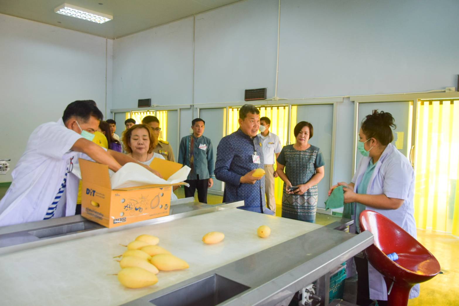 พช.น่าน ให้การต้อนรับปลัดกระทรวงมหาดไทย ในโอกาสลงพื้นที่ เยี่ยมศูนย์กระจายสินค้านวัตกรรมเกษตรปลอดภัยจังหวัดน่าน