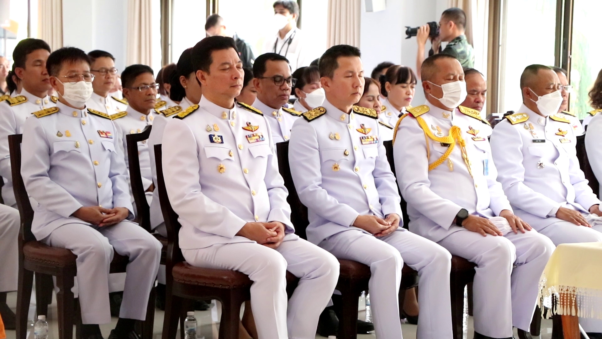 พช.น่าน ร่วมเจริญพระพุทธมนต์และเจริญจิตตภาวนา ถวายพระพรชัยมงคลแด่ พระบาทสมเด็จพระเจ้าอยู่หัว เนื่องในโอกาสพระราชพิธีมหามงคลเฉลิมพระชนมพรรษา 6 รอบ และเนื่องในโอกาสวันคล้ายวันประสูติ สมเด็จพระเจ้าลูกยาเธอ เจ้าฟ้าที่ปังกรรัศมีโชติ มหาวชิโรตตมางกูร สิริวิบูลยราชกุมาร