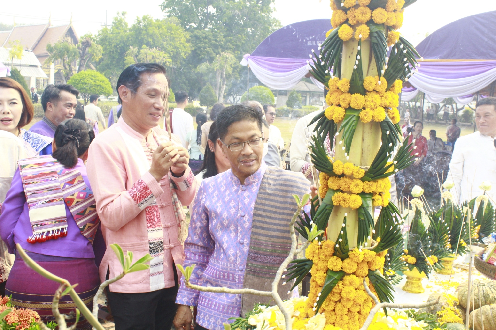 พช.น่าน ร่วมงานรำลึกวันพระเจ้าน่าน ประจำปี 2567 เนื่องในวันคล้ายวันถึงแก่พิราลัยของพระเจ้าสุริยพงษ์ผริตเดชฯ อดีตเจ้าผู้ครองนครน่านองค์ที่ 63 วันที่ 5 เมษายน 2567 ณ ลานหน้าพระรูปพระเจ้าสุริยพงษ์ผริตเดช ภายในพิพิธภัณฑ์สถานแห่งชาติน่าน