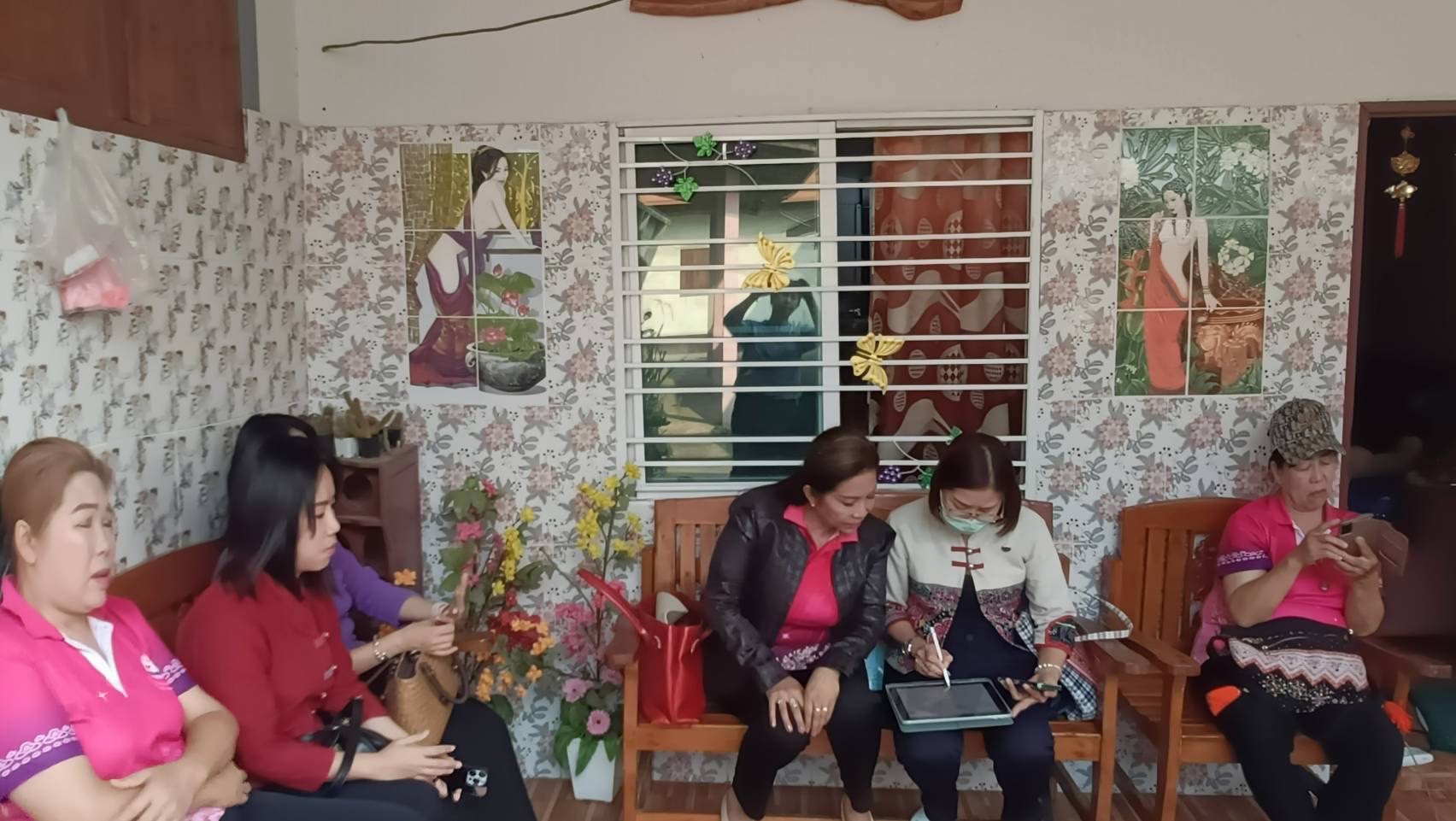 พช. น่าน ติดตามการดําเนินงานกองทุนพัฒนาบทบาทสตรี ประจําเดือน เมษายน 2567