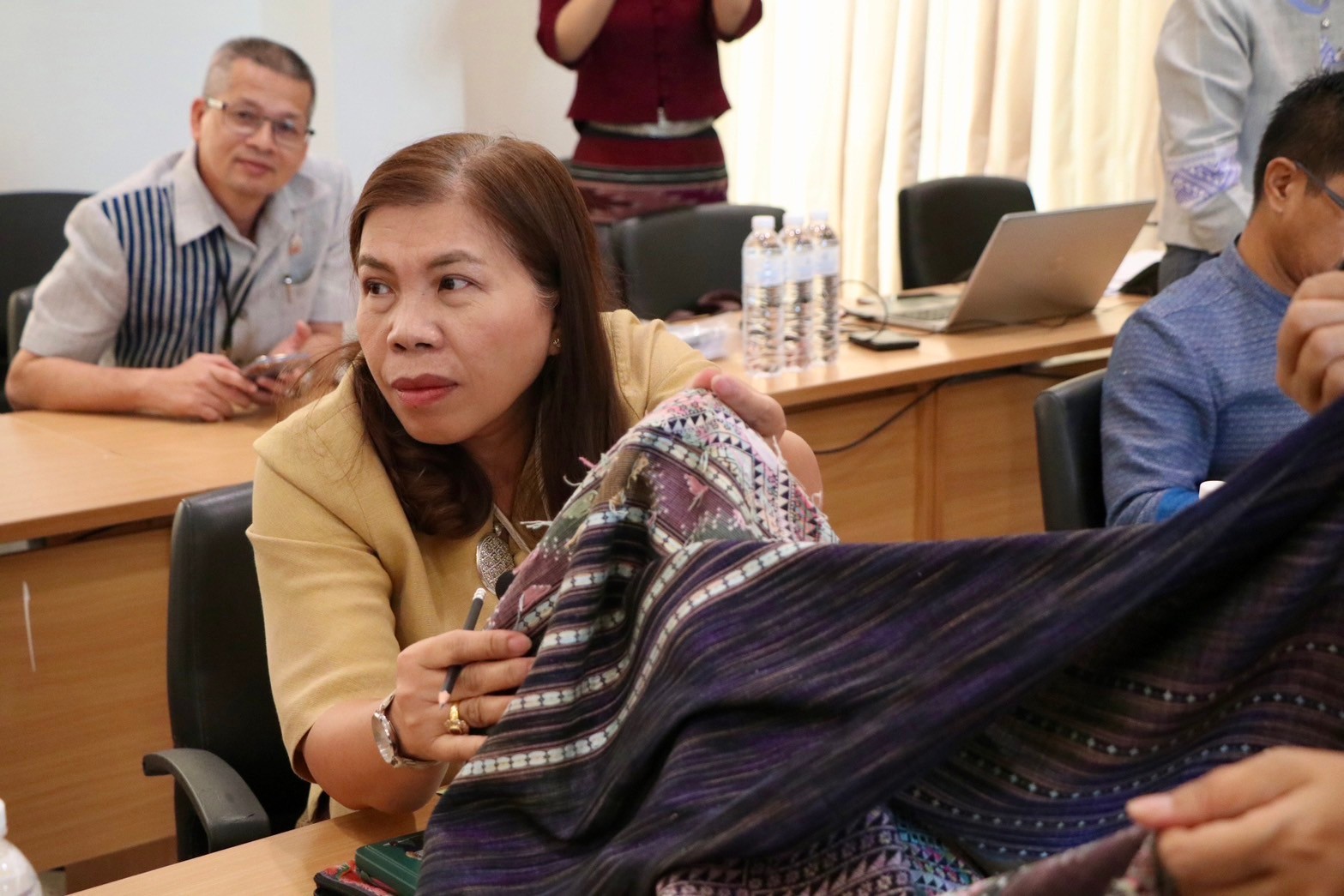 จังหวัดน่าน จัดประกวดสุดยอดผ้าจังหวัดน่าน ประจำปี 2567 “ส่งเสริมพัฒนาภูมิปัญญาผ้าไทย” ค้นหาสุดยอดผ้าความเป็นอัตลักษณ์ วิถีชีวิตของคนน่าน