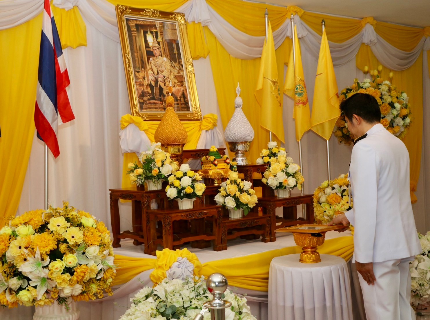 จังหวัดน่าน จัดพิธีรับพระราชทานแผ่นธรรมนาวา “วัง” ภาพวาดฝีพระหัตถ์พร้อมคติธรรม เป็นแนวทางให้ประชาชนปฏิบัติเพื่อความพ้นทุกข์