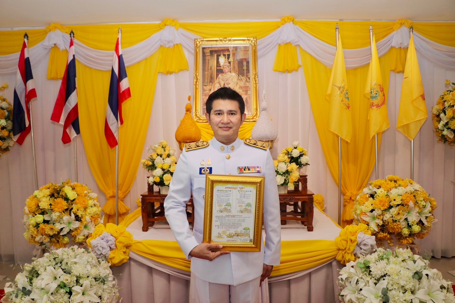 จังหวัดน่าน จัดพิธีรับพระราชทานแผ่นธรรมนาวา “วัง” ภาพวาดฝีพระหัตถ์พร้อมคติธรรม เป็นแนวทางให้ประชาชนปฏิบัติเพื่อความพ้นทุกข์