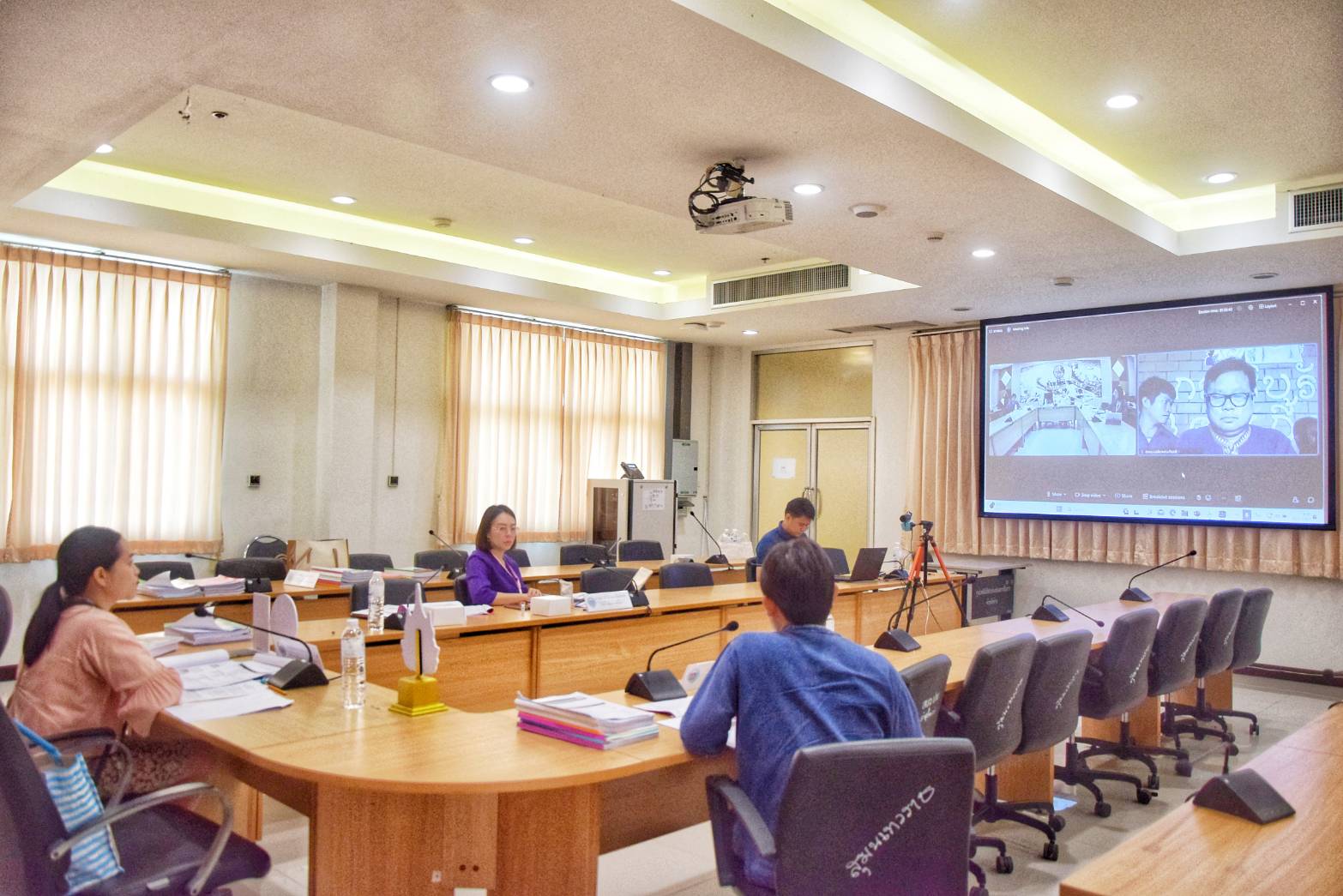 พช.น่าน ดำเนินการกลั่นกรองการคัดสรรกิจกรรมพัฒนาชุมชนดีเด่น ระดับจังหวัด ประจำปี 2567 ผ่านระบบออนไลน์ Webex Meeting