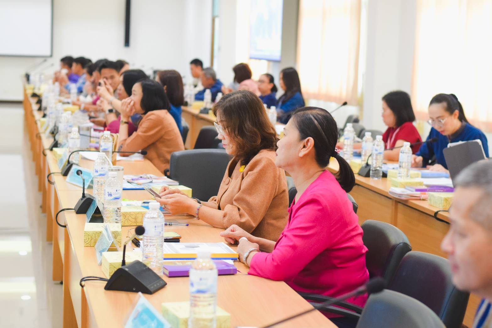 พช.น่าน ประชุมชี้แจงแนวทางการขับเคลื่อนการดำเนินกิจกรรมตามแผนการปฏิบัติงานและแผนการใช้จ่ายงบประมาณ ประจำปีงบประมาณ พ.ศ. 2567