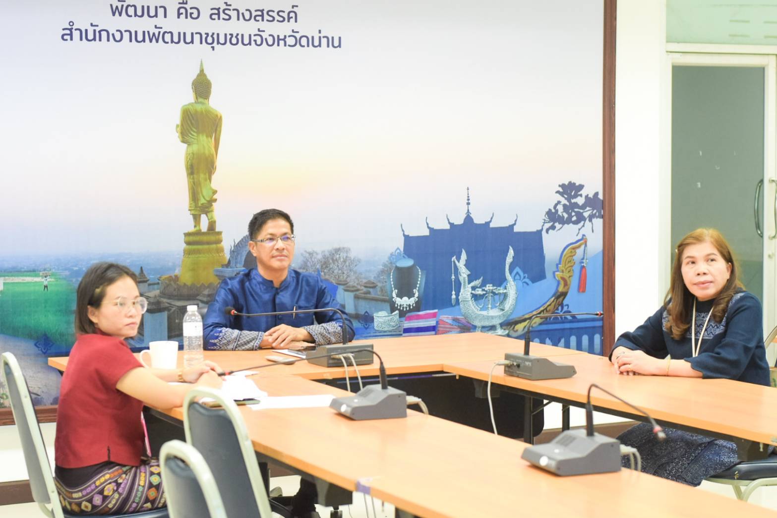 พช.น่าน ร่วมประชุมคณะทำงานขับเคลื่อนโครงการเฉลิมพระเกียรติพระบาทสมเด็จพระเจ้าอยู่หัวฯ กรมการพัฒนาชุมชน ครั้งที่ 1/2567 ผ่านระบบวิดีทัศน์ทางไกล (Video Conference)