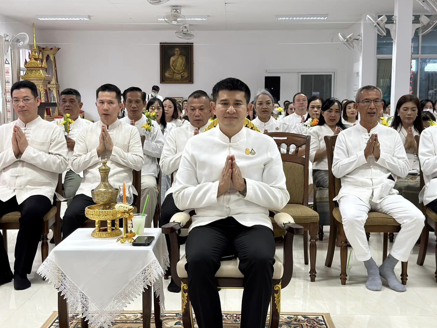พช.น่าน ร่วมเวียนเทียน เนื่องในวันวิสาขบูชา 2567 เจริญพระพุทธมนต์ เจริญจิตตภาวนา เพื่อสร้างบุญ กุศล และความเป็นสิริมงคลแก่ชีวิต