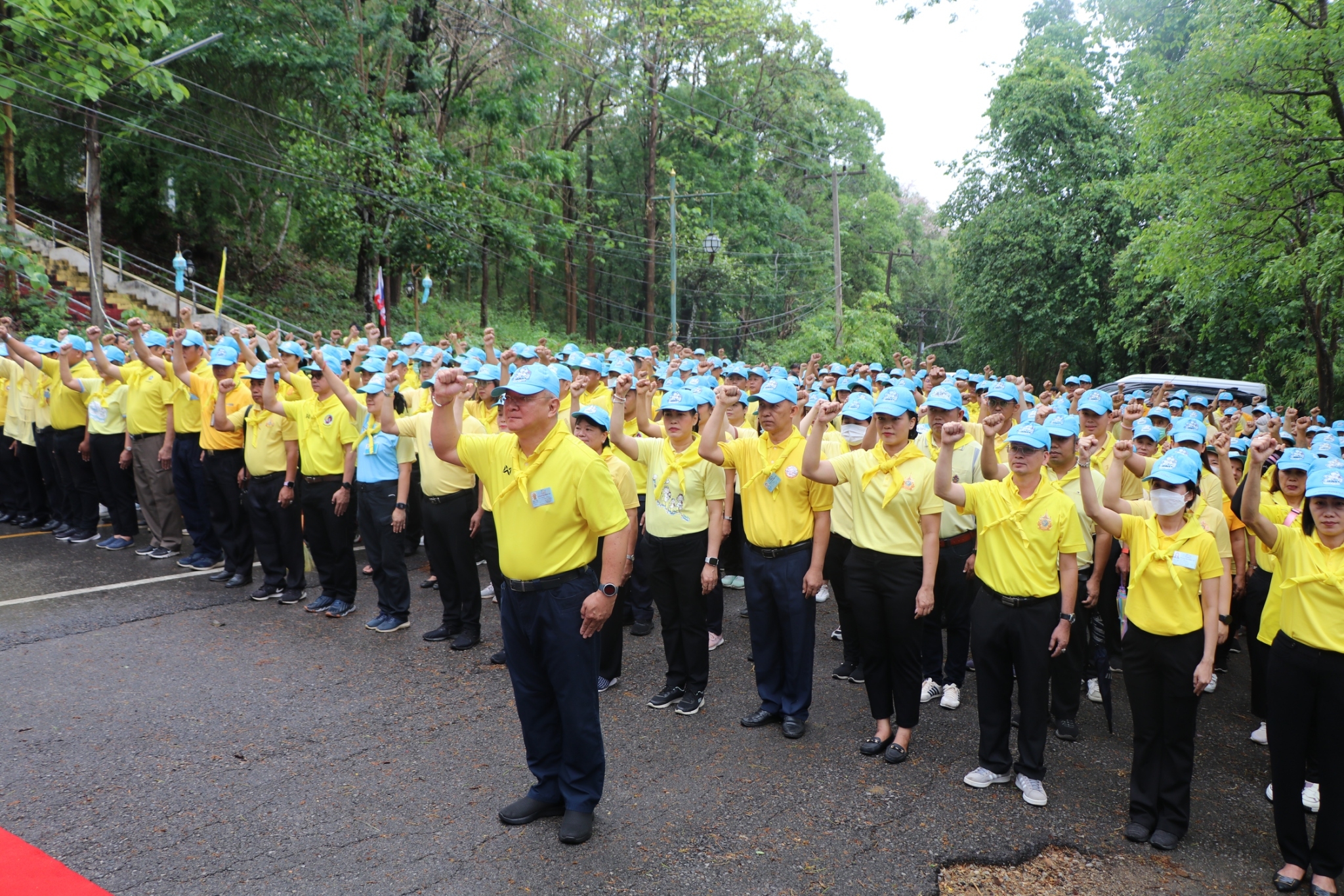 พช.น่าน ร่วมกิจกรรมจิตอาสาพัฒนา บำเพ็ญสาธารณประโยชน์และบำเพ็ญสาธารณกุศล เฉลิมพระเกียรติพระบาทสมเด็จพระเจ้าอยู่หัว เนื่องในโอกาสพระราชพิธีมหามงคลเฉลิมพระชนมพรรษา 6 รอบ