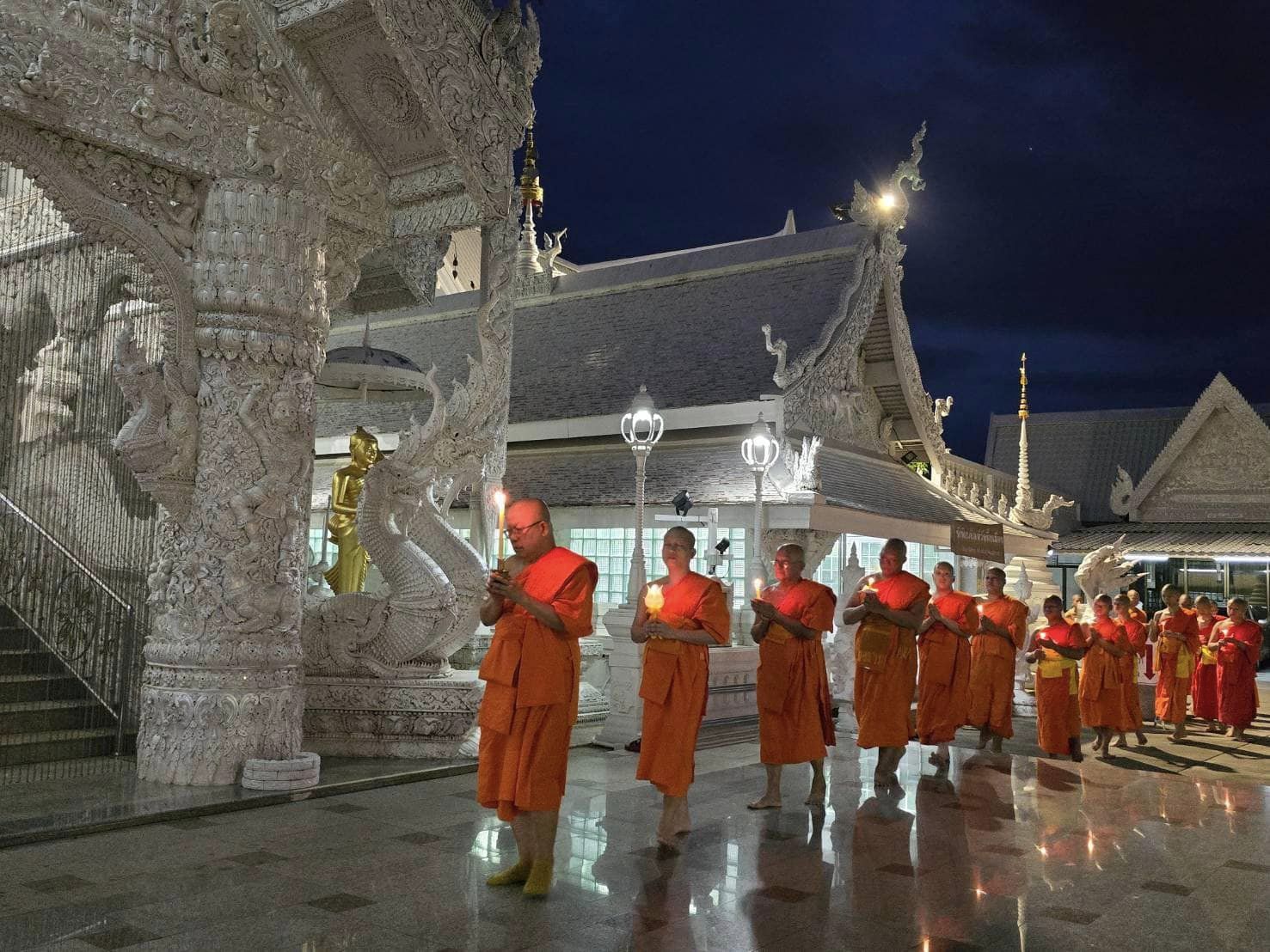 พช.น่าน ร่วมเวียนเทียน เนื่องในวันวิสาขบูชา 2567 เจริญพระพุทธมนต์ เจริญจิตตภาวนา เพื่อสร้างบุญ กุศล และความเป็นสิริมงคลแก่ชีวิต