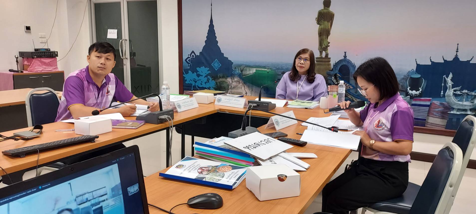 พช.น่าน ดำเนินการกลั่นกรองการคัดสรรกิจกรรมพัฒนาชุมชนดีเด่น ระดับจังหวัด ประจำปี 2567 ผ่านระบบออนไลน์ Webex Meeting