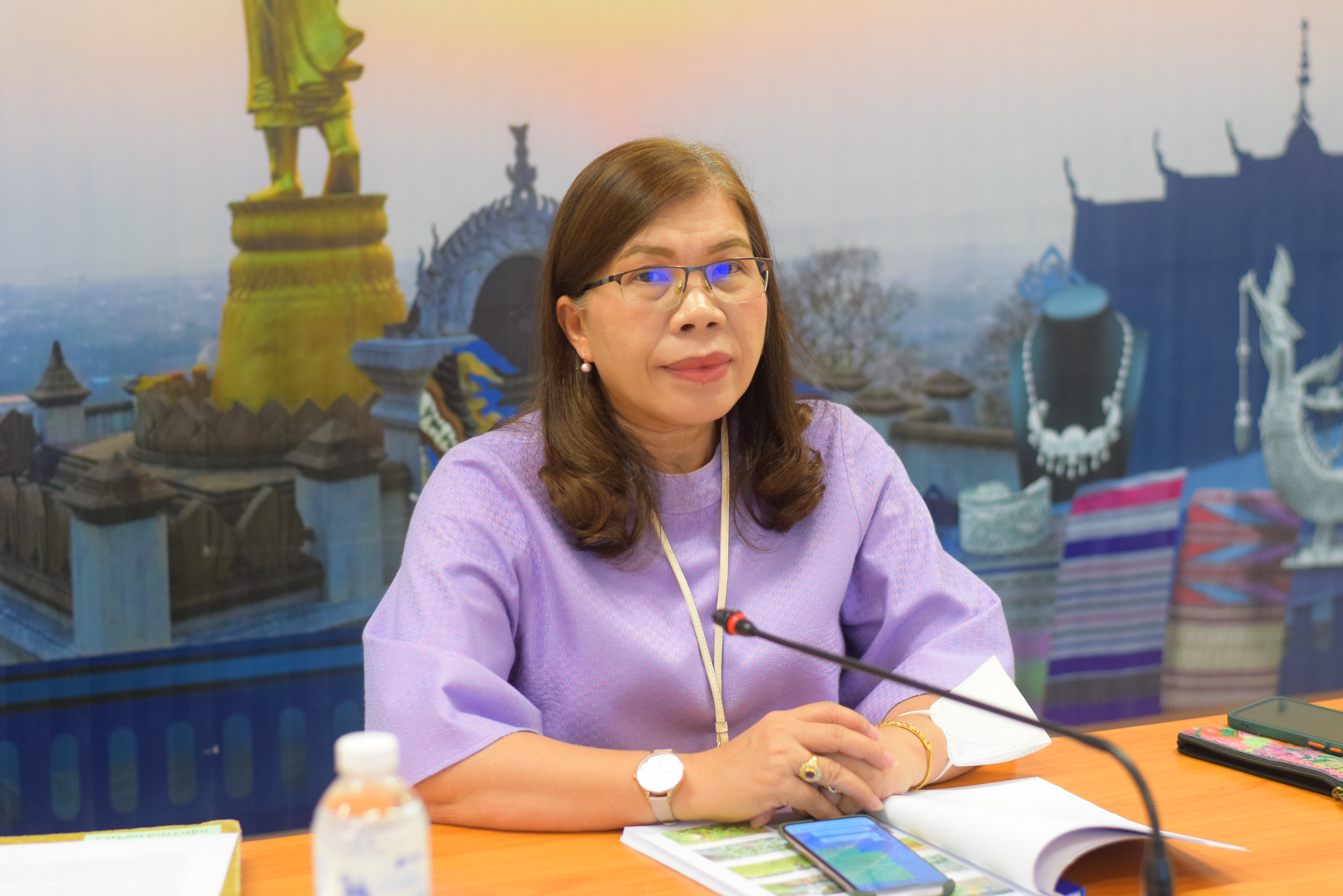 พช.น่าน ดำเนินการกลั่นกรองการคัดสรรกิจกรรมพัฒนาชุมชนดีเด่น ระดับจังหวัด ประจำปี 2567 ผ่านระบบออนไลน์ Webex Meeting