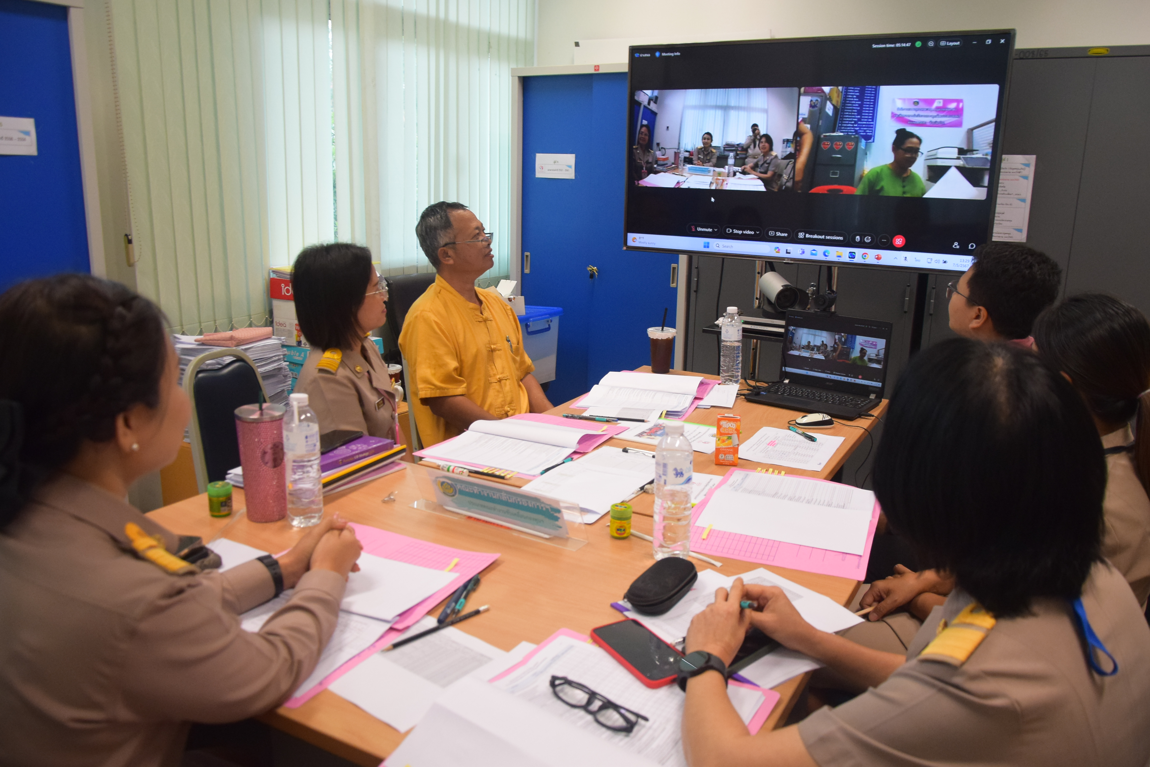 พช.น่าน คัดเลือกคนกองทุนพัฒนาบทบาทสตรีดีเด่นระดับจังหวัด ตามโครงการเชิดชูเกียรติคนกองทุนพัฒนาบทบาทสตรี ประจำปี 2567 รอบที่ 1