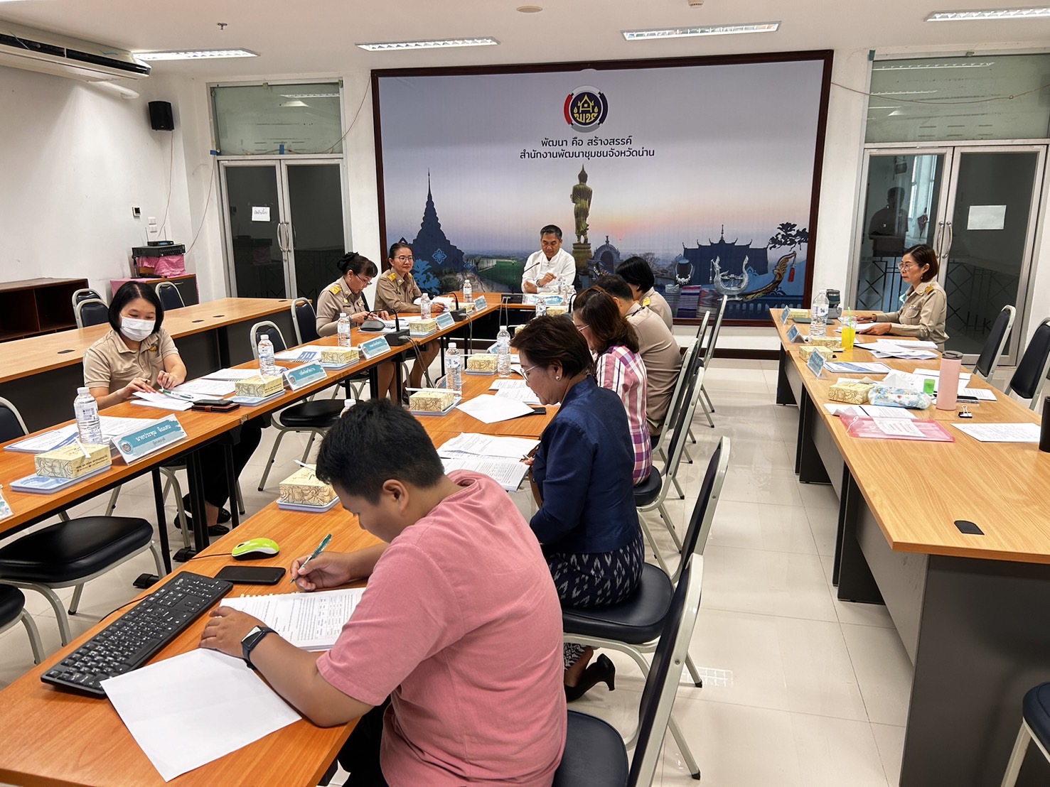 พช.น่าน ประชุมคณะอนุกรรมการบริหารกองทุนพัฒนาบทบาทสตรีระดับจังหวัด จังหวัดน่าน ครั้งที่ 5/2567