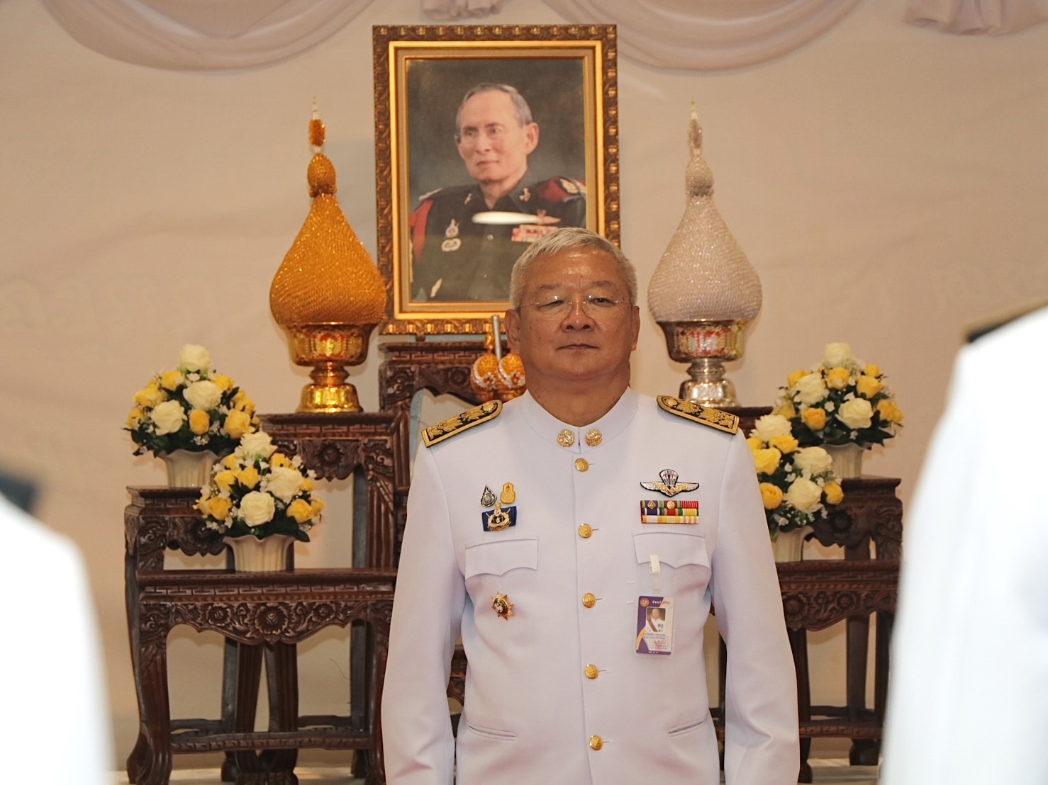 พช.น่าน ร่วมพิธีมอบเครื่องหมาย “รักษาดินแดนยิ่งชีพ” แก่ผู้ทำคุณประโยชน์ต่อกิจการกองอาสารักษาดินแดน