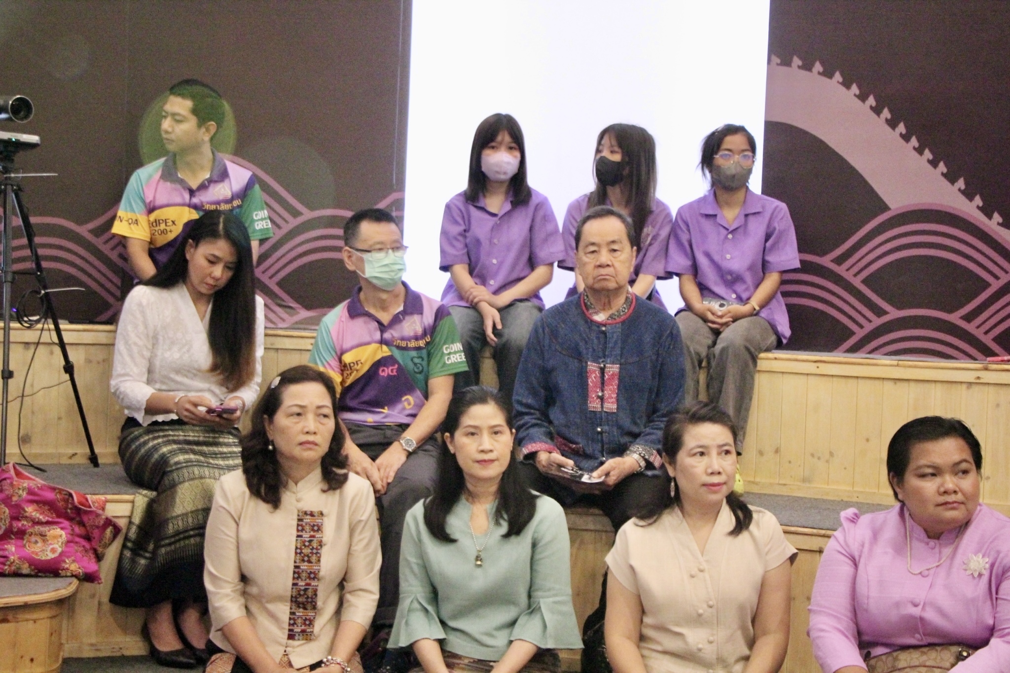 #สร้างสรรค์ชุมชน คนพช.น่าน# พช.น่าน ร่วมงานเปิดตัวผลิตภัณฑ์ Nan Design สร้างสรรค์ผลิตภัณฑ์ภูมิปัญญาท้องถิ่นน่านสู่ตลาดสากลตามโครงการพัฒนาศักยภาพแหล่งเรียนรู้ “ศูนย์น่านศึกษา” พื้นที่สร้างสรรค์การเรียนรู้ตลอดชีวิตประจำปีงบประมาณ 2567