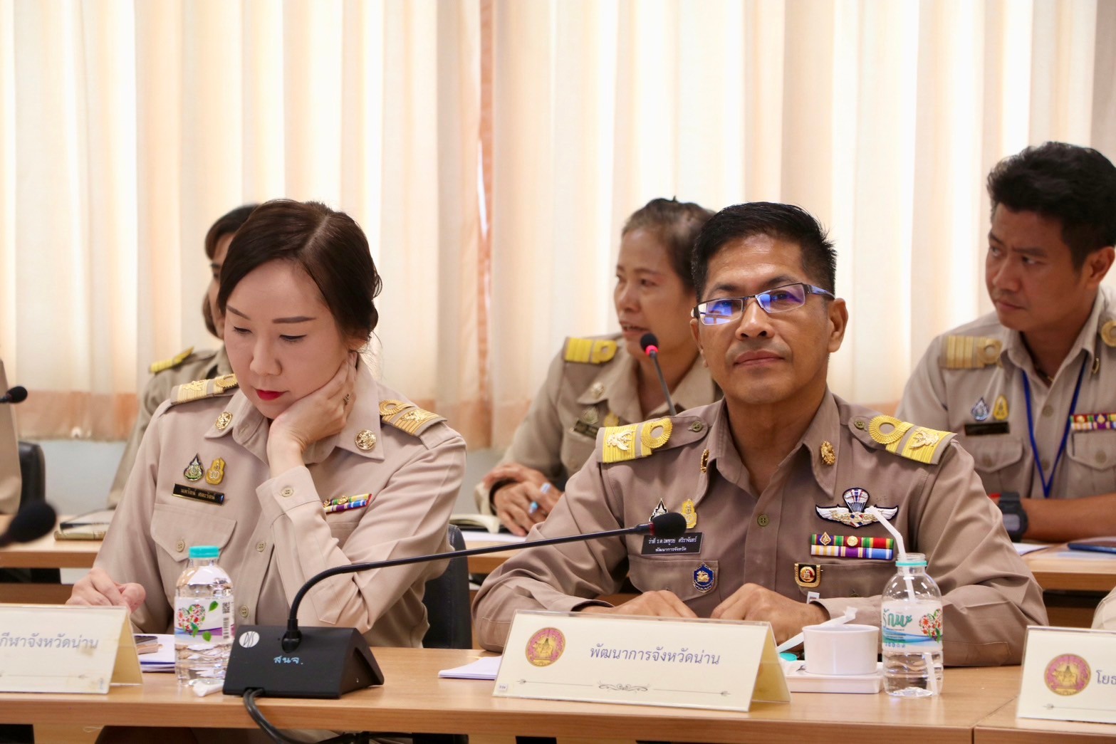 #สร้างสรรค์ชุมชน คนพช.น่าน# พจ.น่านร่วมประชุมเตรียมต้อนรับนายกรัฐมนตรี ลงพื้นที่ติดตามการแก้ปัญหายาเสพติด ท่าวังผาโมเดล อำเภอนำร่องสีขาว เตรียมขยายผลไปยังจังหวัดต่าง ๆ