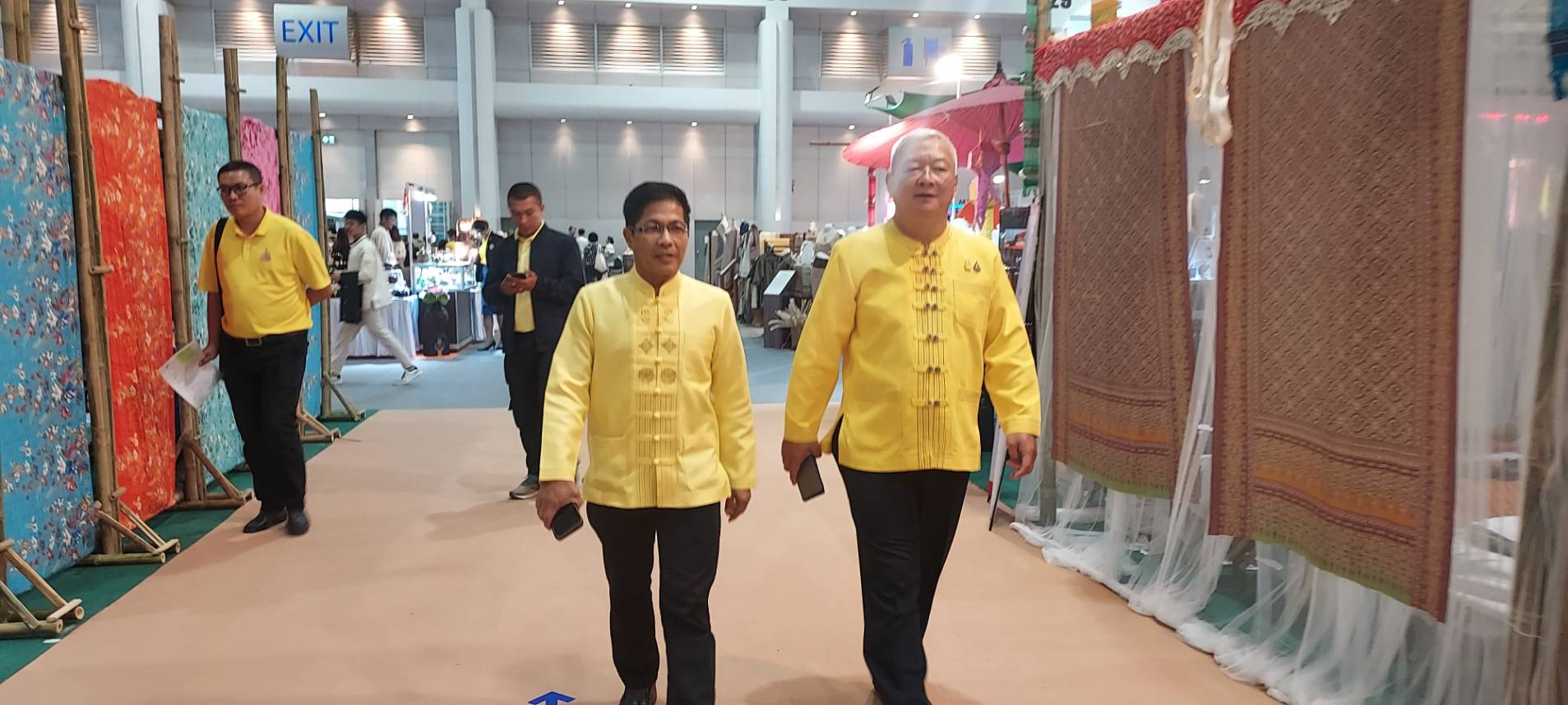 #สร้างสรรค์ชุมชน คนพช.น่าน# จังหวัดน่าน ร่วมพิธีเปิดงาน OTOP MIDYEAR 2024  “หลากหลายผลิตภัณฑ์ สีสันภูมิปัญญาไทย”