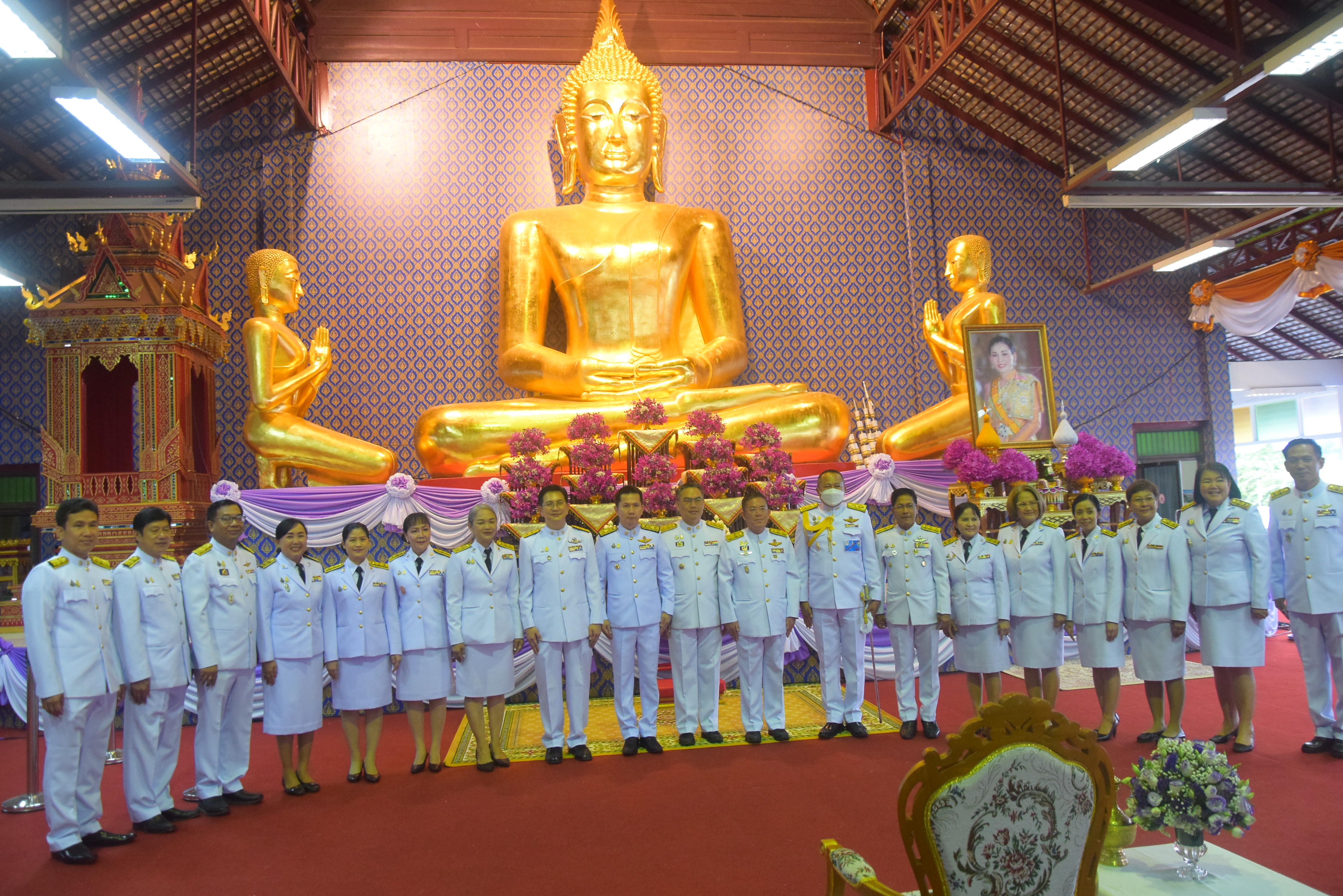 พช.น่าน ร่วมพิธีทำบุญตักบาตรถวายพระกุศล เฉลิมพระเกียรติสมเด็จพระนางเจ้าฯ พระบรมราชินี เนื่องในโอกาสวันเฉลิมพระชนมพรรษา 3 มิถุนายน 2567