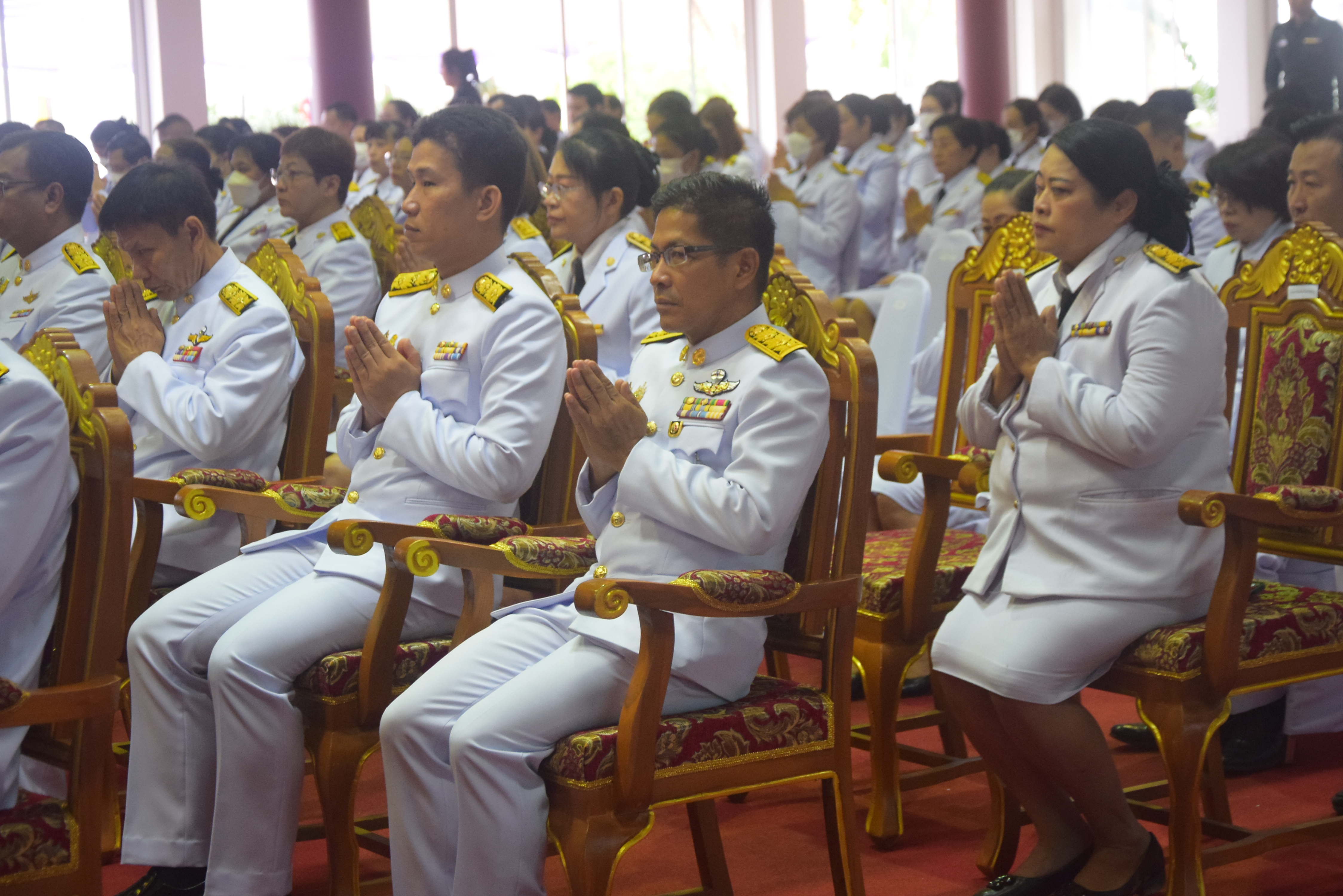 พช.น่าน ร่วมพิธีทำบุญตักบาตรถวายพระกุศล เฉลิมพระเกียรติสมเด็จพระนางเจ้าฯ พระบรมราชินี เนื่องในโอกาสวันเฉลิมพระชนมพรรษา 3 มิถุนายน 2567