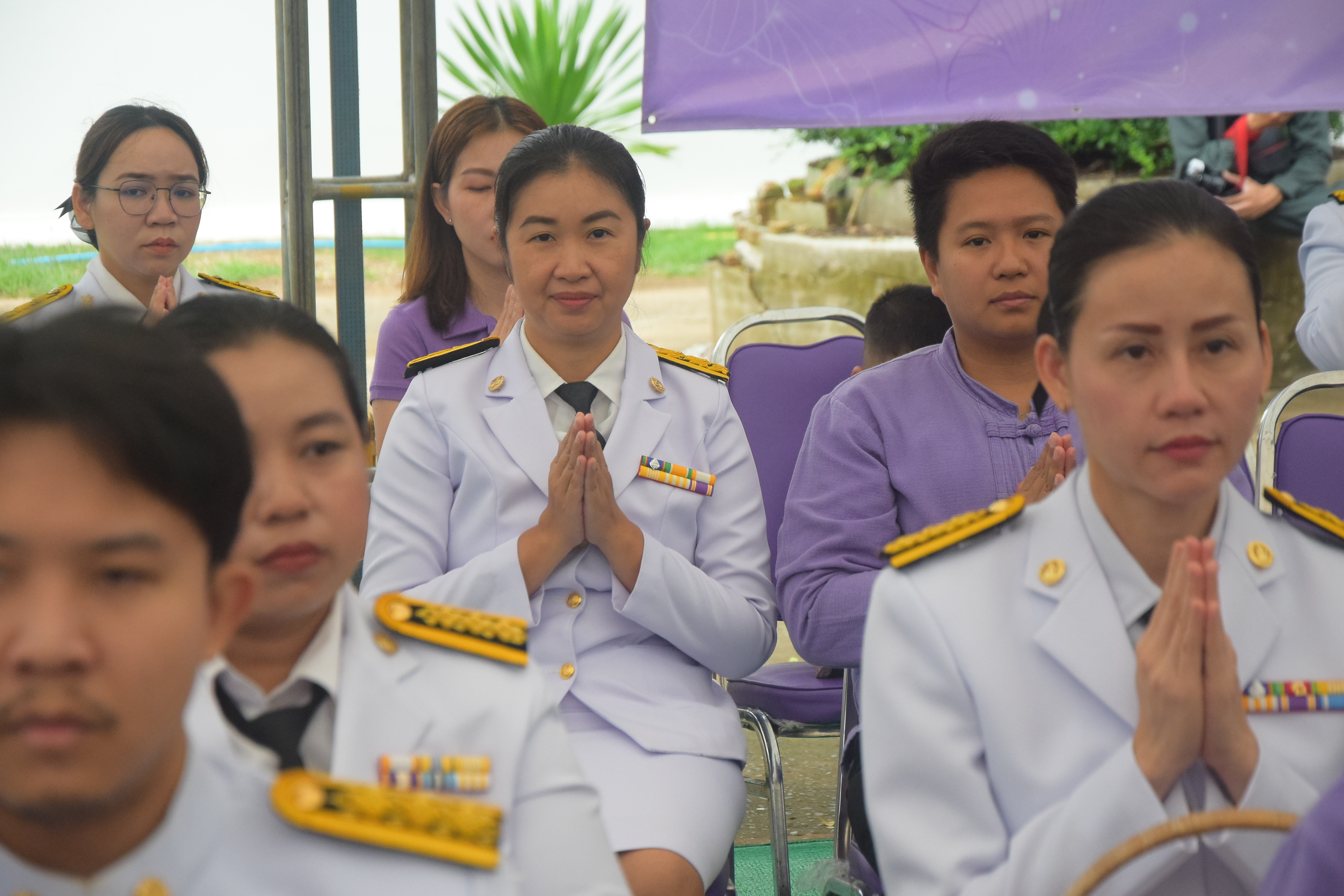 พช.น่าน ร่วมพิธีทำบุญตักบาตรถวายพระกุศล เฉลิมพระเกียรติสมเด็จพระนางเจ้าฯ พระบรมราชินี เนื่องในโอกาสวันเฉลิมพระชนมพรรษา 3 มิถุนายน 2567