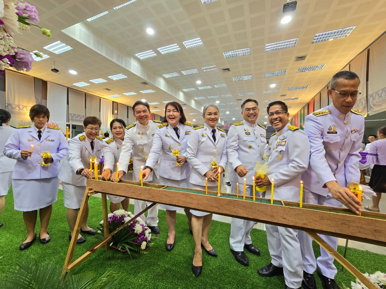 พช.น่าน ร่วมพิธีถวายเครื่องราชสักการะและวางพานพุ่ม ถวายพระพรชัยมงคล เฉลิมพระเกียรติสมเด็จพระนางเจ้าฯ พระบรมราชินี เนื่องในโอกาสวันเฉลิมพระชนมพรรษา 3 มิถุนายน 2567