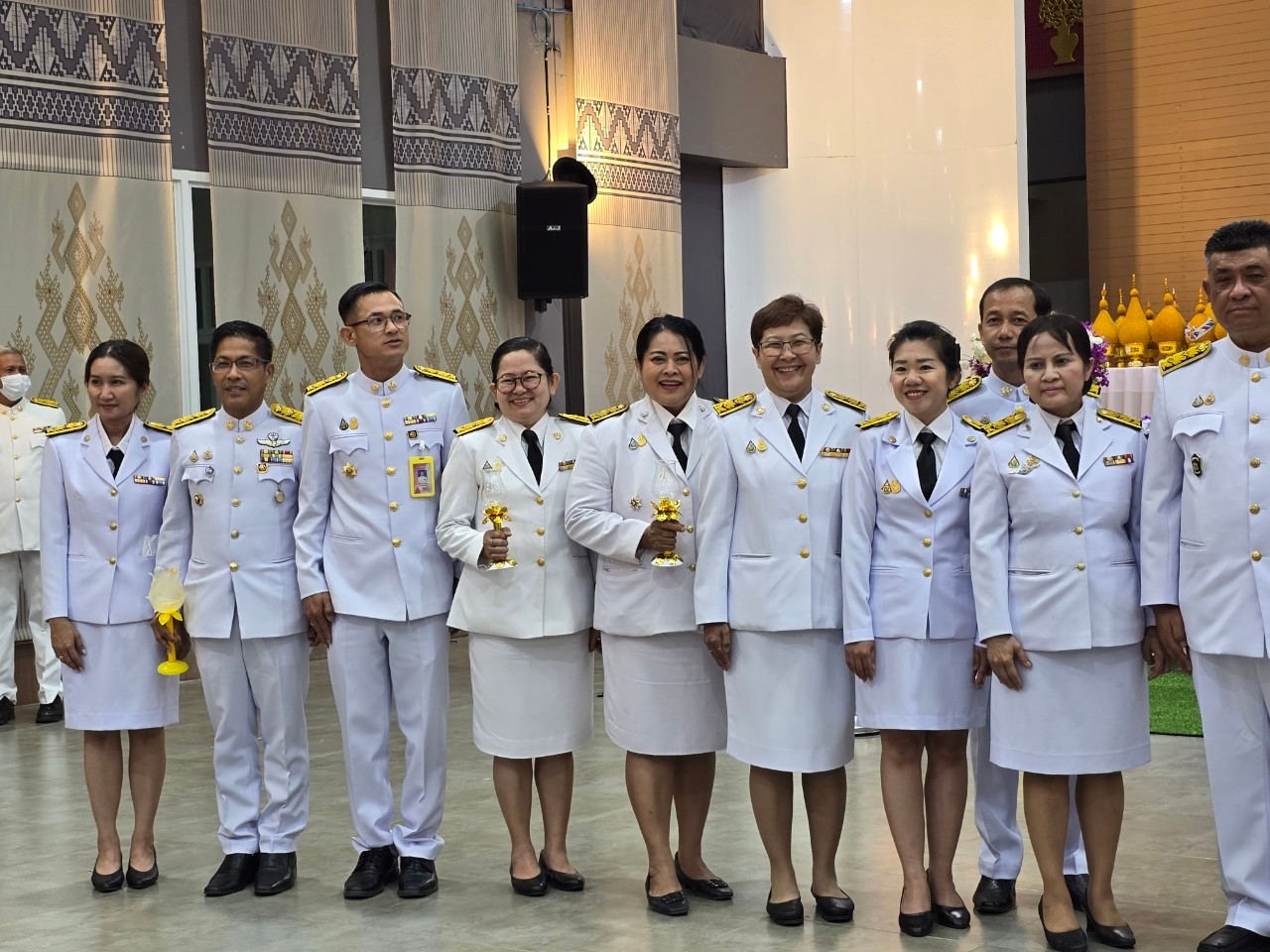 พช.น่าน ร่วมพิธีถวายเครื่องราชสักการะและวางพานพุ่ม ถวายพระพรชัยมงคล เฉลิมพระเกียรติสมเด็จพระนางเจ้าฯ พระบรมราชินี เนื่องในโอกาสวันเฉลิมพระชนมพรรษา 3 มิถุนายน 2567