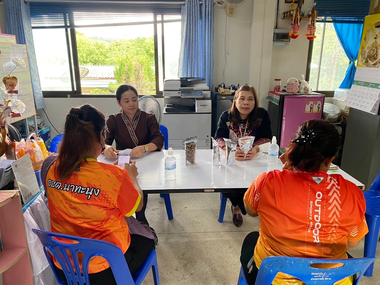 (#)สร้างสรรค์ชุมชน คนพช.น่าน(#) พช.น่าน ติดตามเตรียมความพร้อม ผู้ประกอบการ OTOP ประเภทกลุ่มผู้ผลิตชุมชน ตามโครงการส่งเสริมกระบวนการเครือข่ายองค์ความรู้ (Knowledge – Based OTOP : OTOP) ประจำปี 2567     