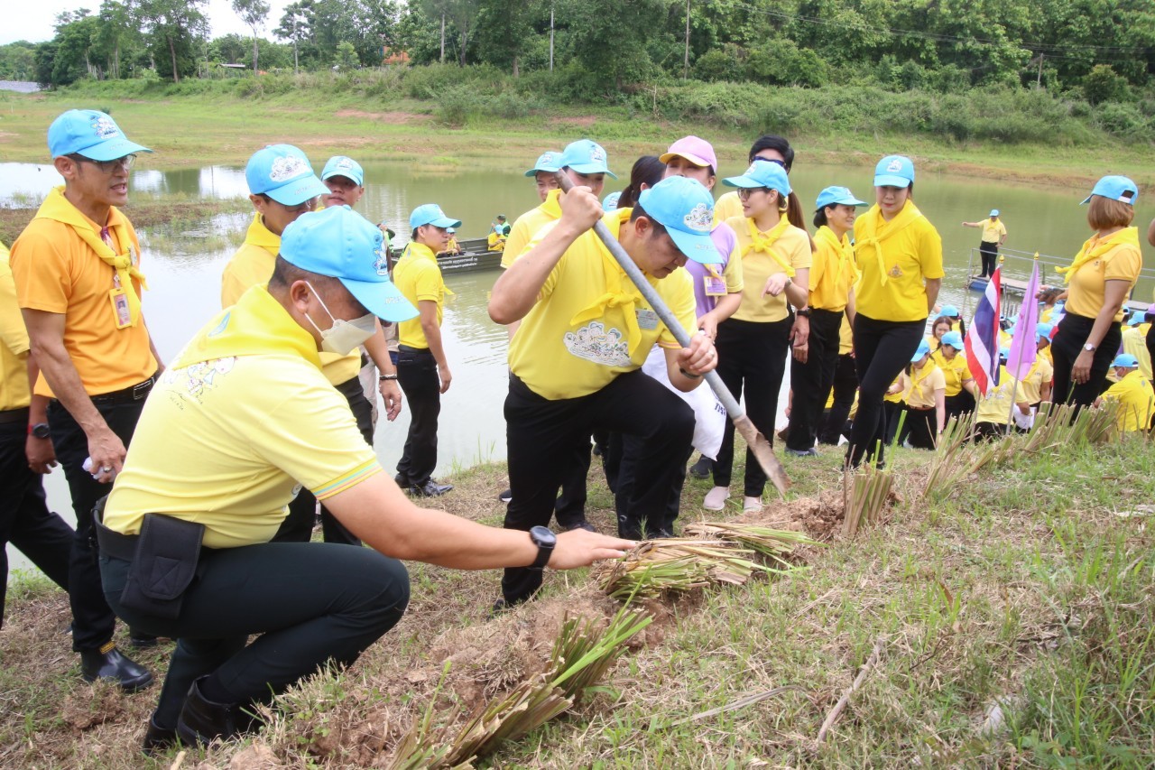พช.น่าน  ร่วมกิจกรรมจิตอาสาเฉลิมพระเกียรติสมเด็จพระนางเจ้าฯ พระบรมราชินี เนื่องในโอกาสวันเฉลิมพระชนมพรรษา 3 มิถุนายน 2567