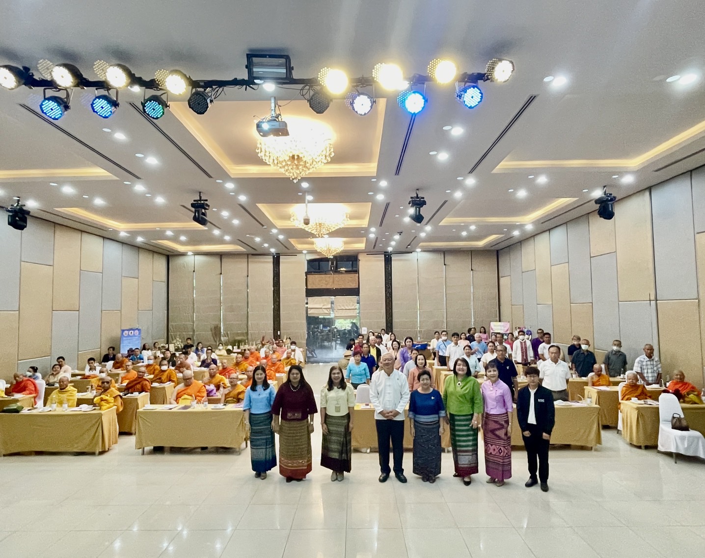 #สร้างสรรค์ชุมชน คนพช.น่าน# วัฒนธรรมจังหวัดน่าน จัดอบรมพัฒนาต่อยอดทุนทางวัฒนธรรมภายใต้โครงการพลังบวรในมิติศาสนา ต่อยอดทุนทางวัฒนธรรม เสริมสร้างอาชีพ รายได้แก่คนในชุมชน