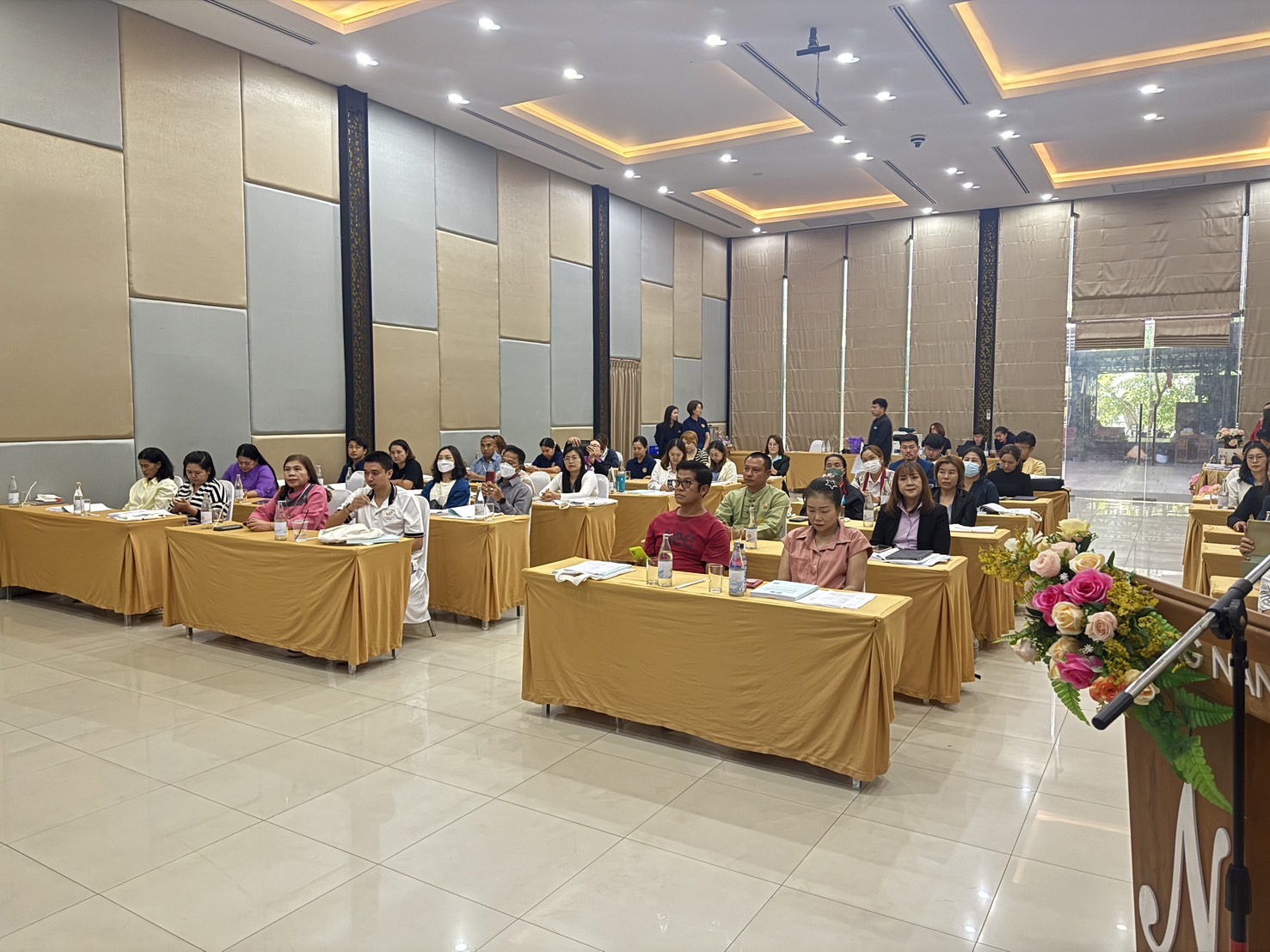 พช.น่าน ร่วมกิจกรรมและประชาสัมพันธ์การฝึกอบรมเชิงปฏิบัติการ การเตรียมความพร้อมและพัฒนาศักยภาพผู้ประกอบการเพื่อเพิ่มขีดความสามารถด้านการค้าชายแดนและการส่งออก
