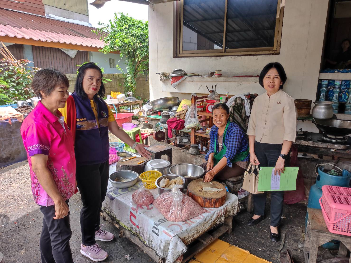 (#)สร้างสรรค์ชุมชน คนพช.น่าน(#) พช.น่าน ติดตามสนับสนุนการดำเนินงานกองทุนพัฒนาบทบาทสตรี จังหวัดน่าน