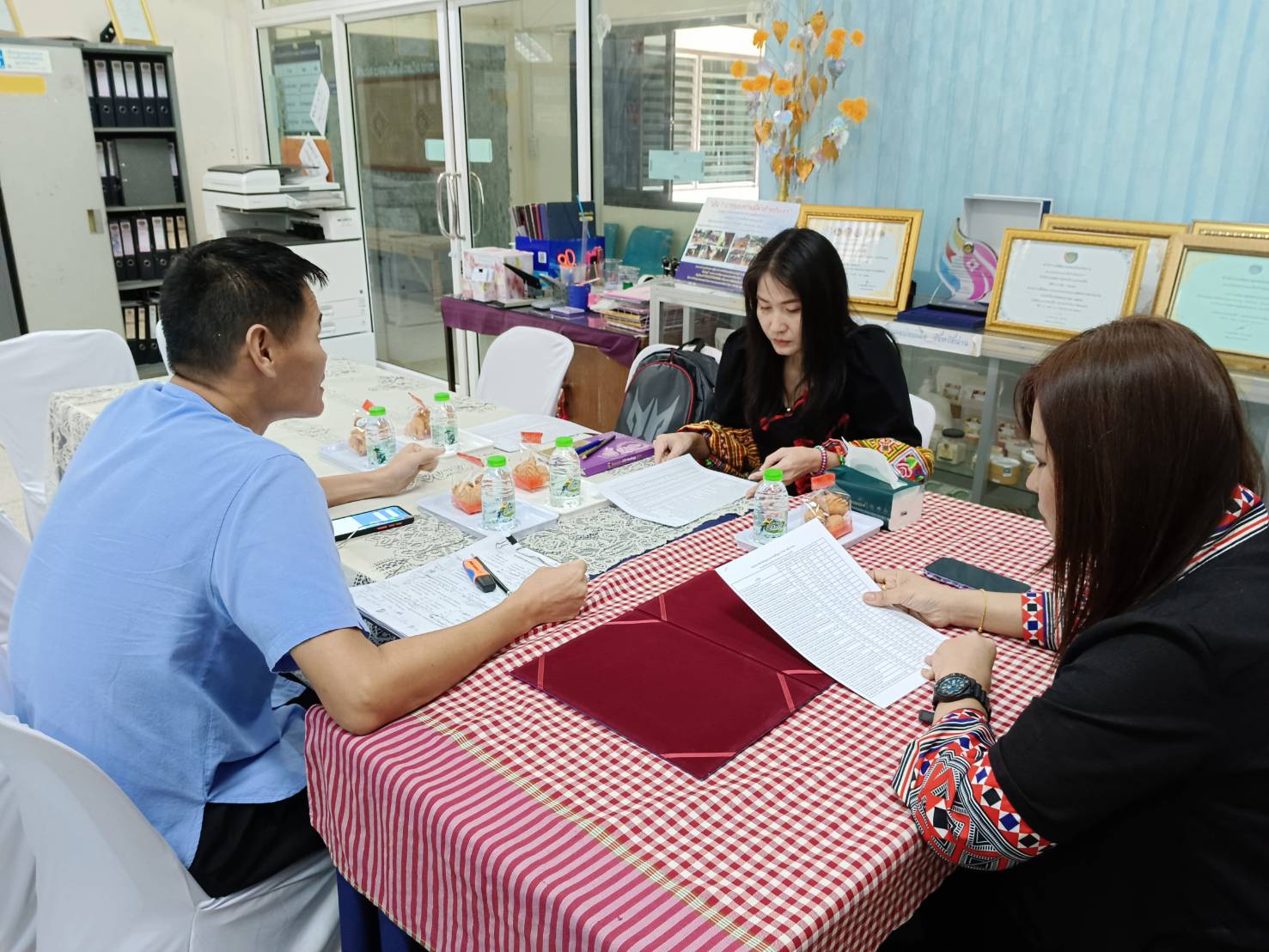 #สร้างสรรค์ชุมชน คนพช.น่าน# พช.น่าน ติดตามการจัดเก็บข้อมูลความจำเป็นพื้นฐาน (จปฐ.) ปี 2567 อำเภอบ่อเกลือ จังหวัดน่าน