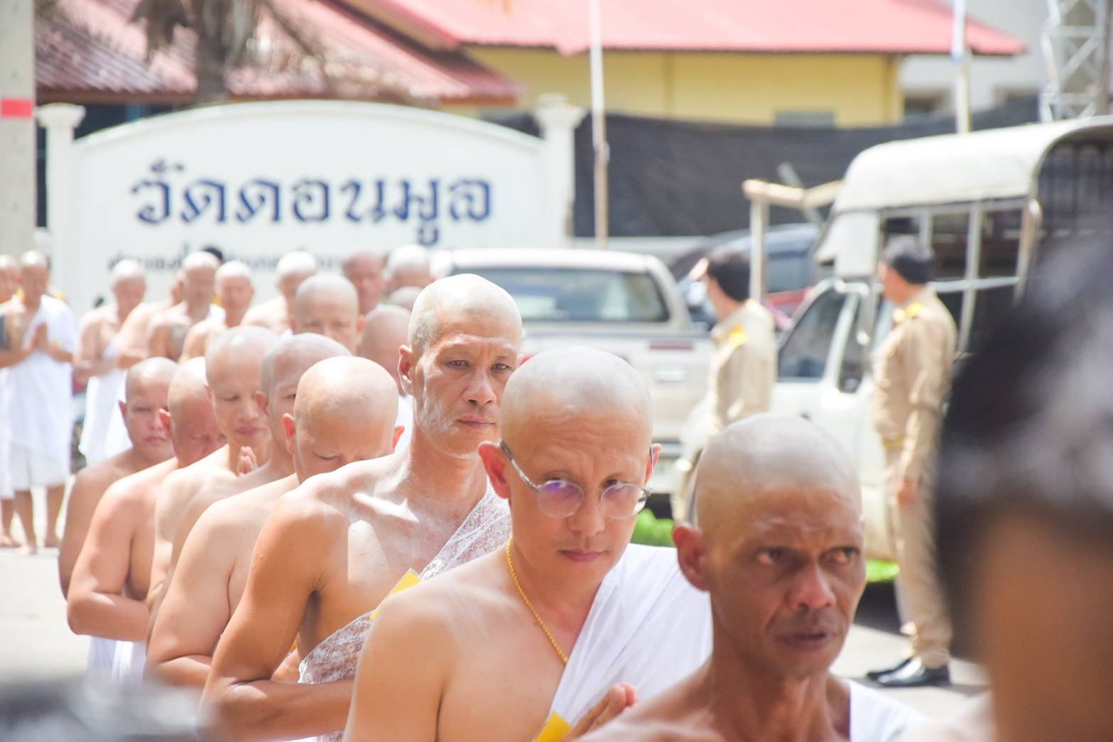 #สร้างสรรค์ชุมชน คนพช.น่าน# พช.น่าน ร่วมพิธีปลงผม และบายศรีสู่ขวัญนาคโครงการบรรพชาอุปสมบท เฉลิมพระเกียรติพระบาทสมเด็จพระเจ้าอยู่หัว เนื่องในโอกาสพระราชพิธีมหามงคล เฉลิมพระชนมพรรษา 6 รอบ 28 กรกฎาคม 2567